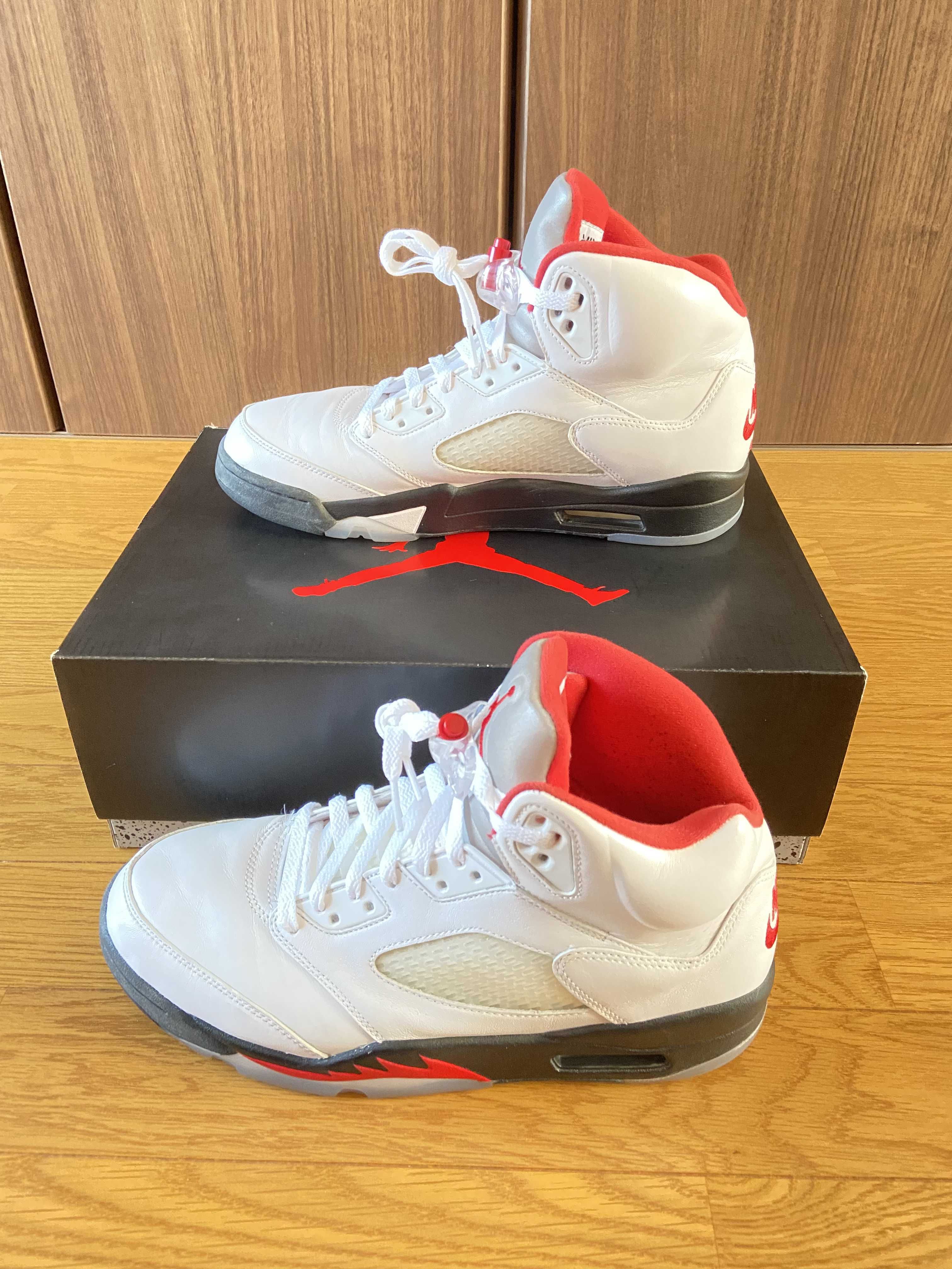 Nike Air Jordan 5 Retro "Fire Red" (2020)