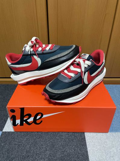 UNDERCOVER × sacai × Nike LD Waffle "Midnight Spruce/Pale Ivory-Dark Grey-University Red"