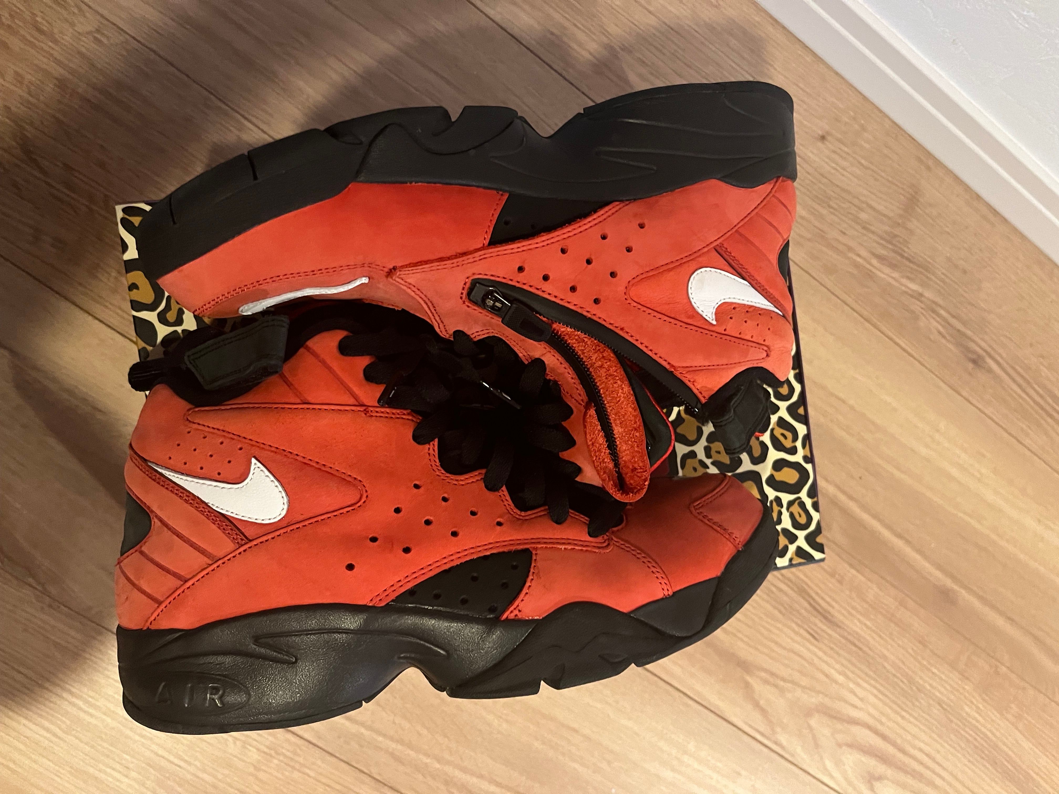 KITH × Nike Air Maestro 2 High "University Red/Black"