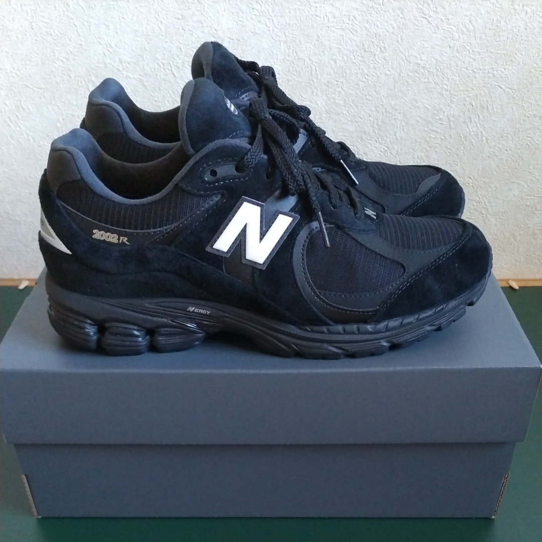 New Balance 2002R GORE-TEX "Black/White"