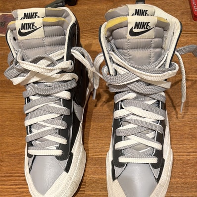 sacai × NIKE BLAZER MID "BLACK/WOLF GREY/WHITE"