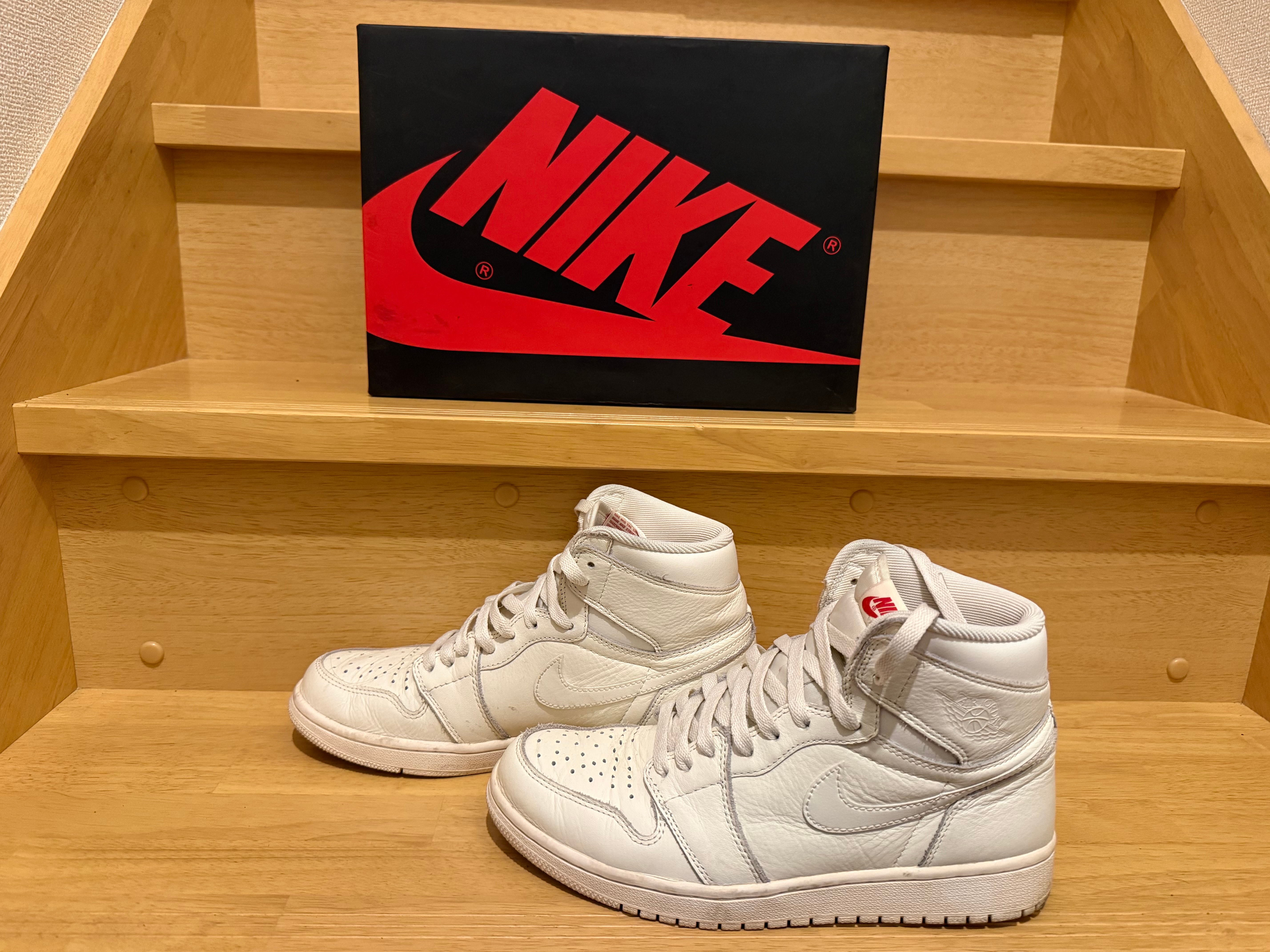 Nike Air Jordan 1 Retro High OG "Sail"