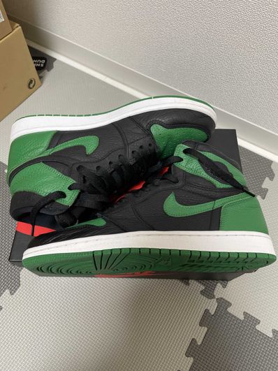 Nike Air Jordan 1 Retro High OG "Black/Pine Green" (2020)