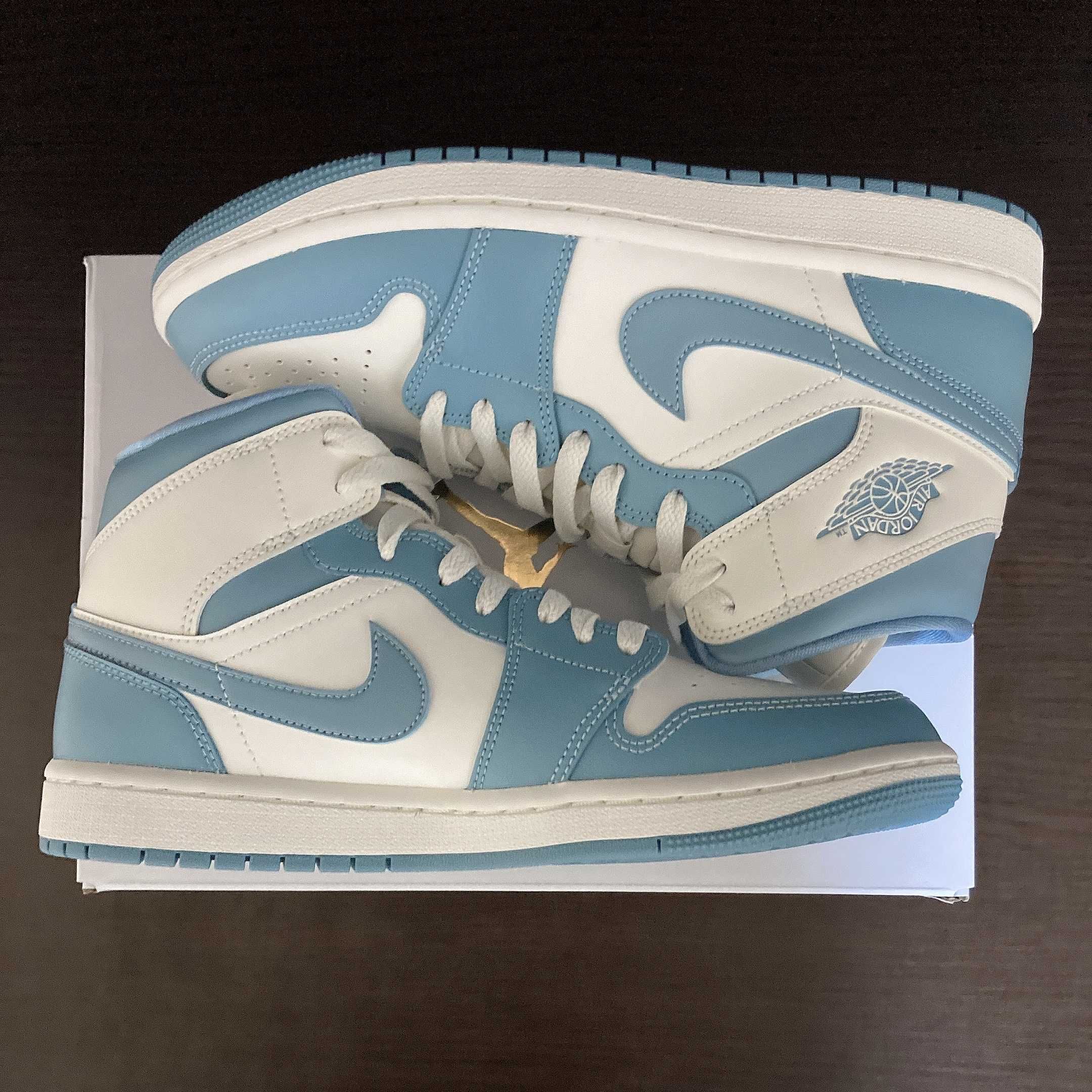 Nike Women's Air Jordan 1 Mid "University Blue"