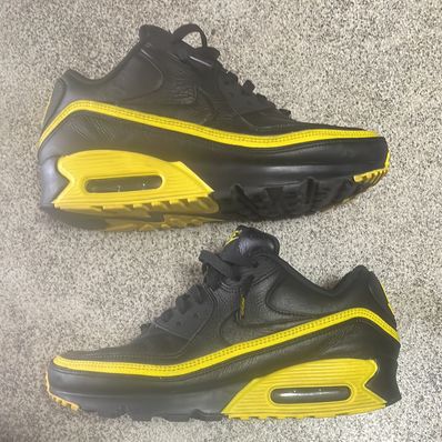UNDEFEATED × Nike Air Max 90 "Black/Yellow"