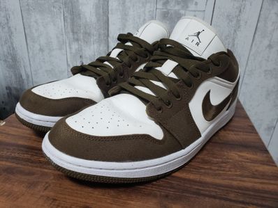 Nike Women's Air Jordan 1 Low SE "Light Olive"
