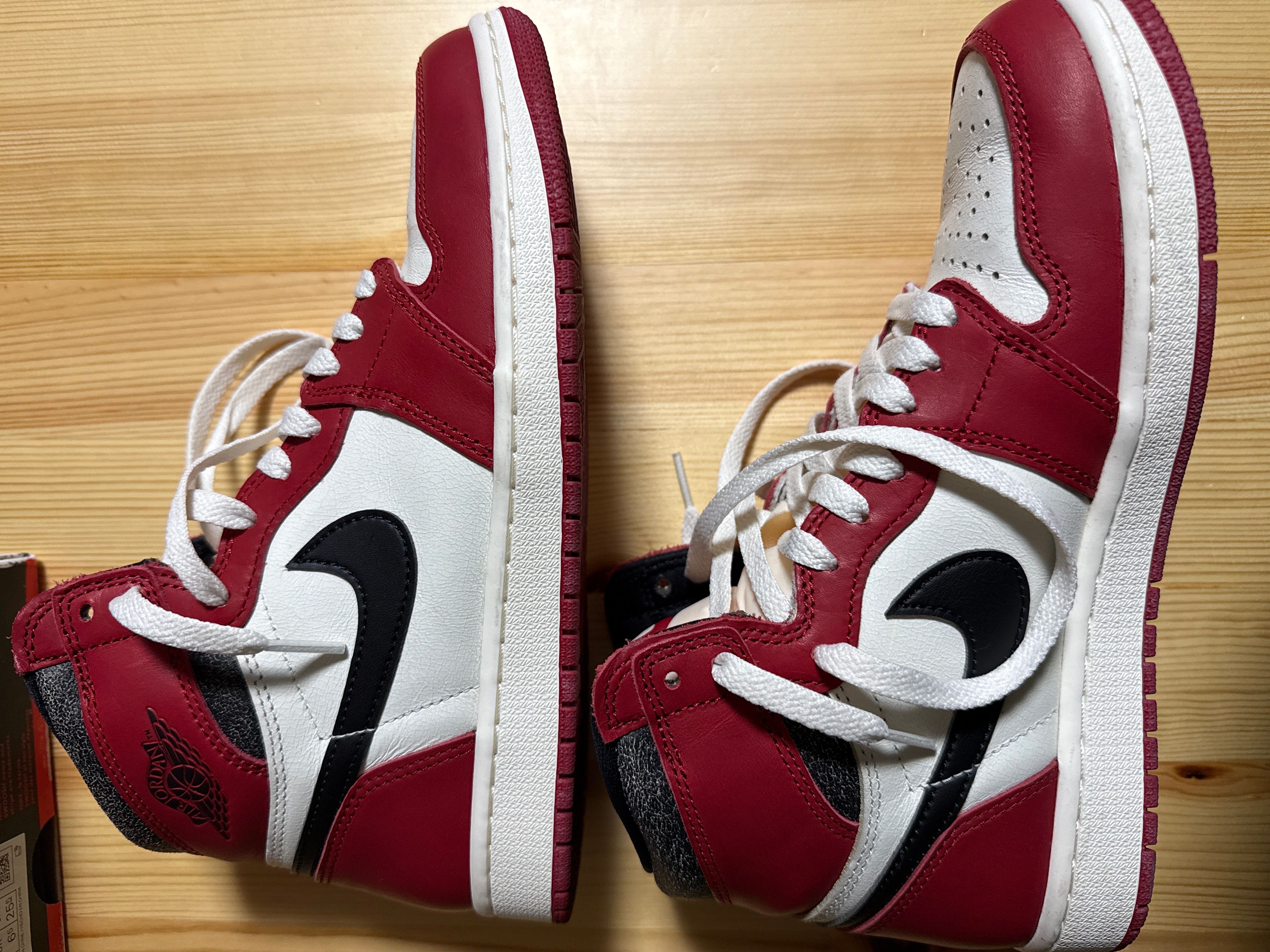 Nike Air Jordan 1 High OG "Lost & Found/Chicago"