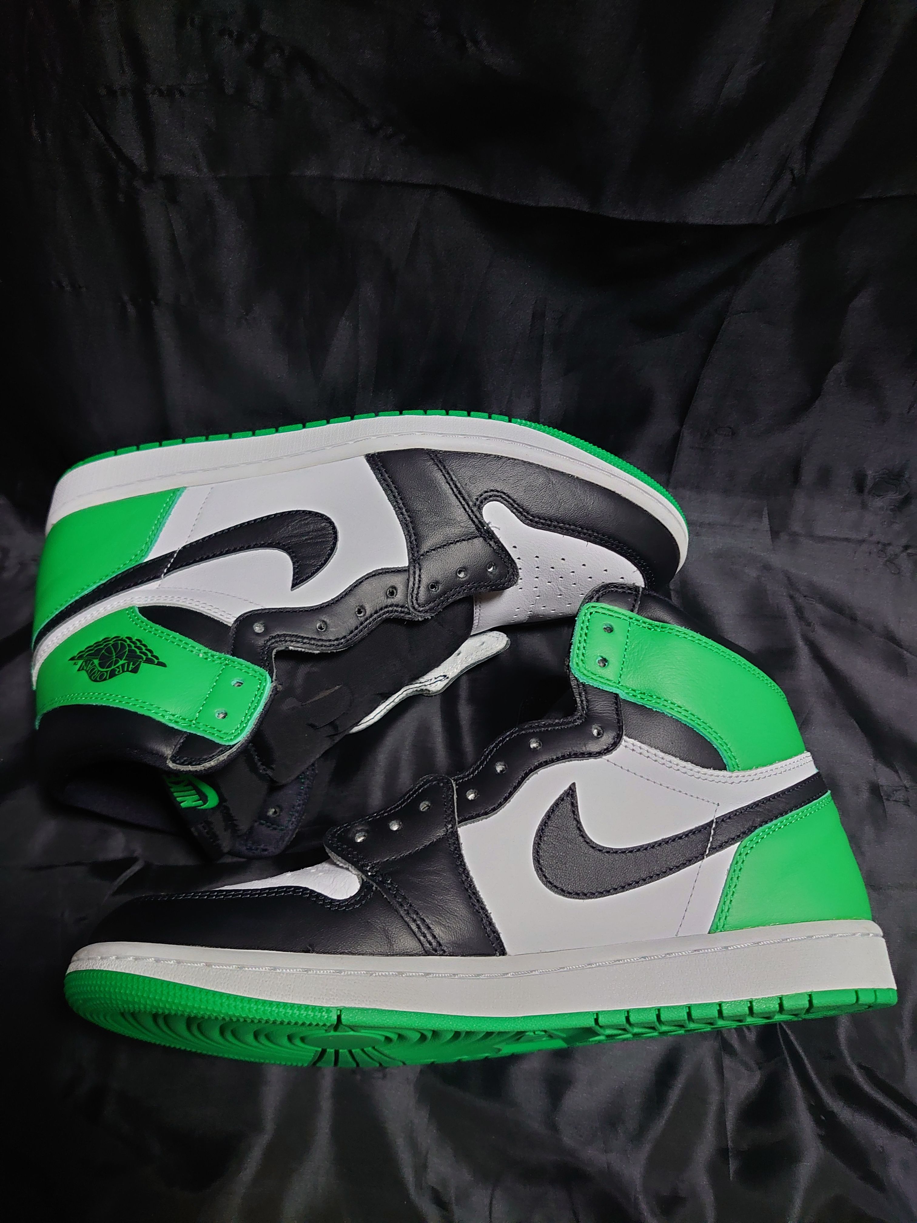 Nike Air Jordan 1 Retro High OG "Celtics/Black and Lucky Green" (2023)