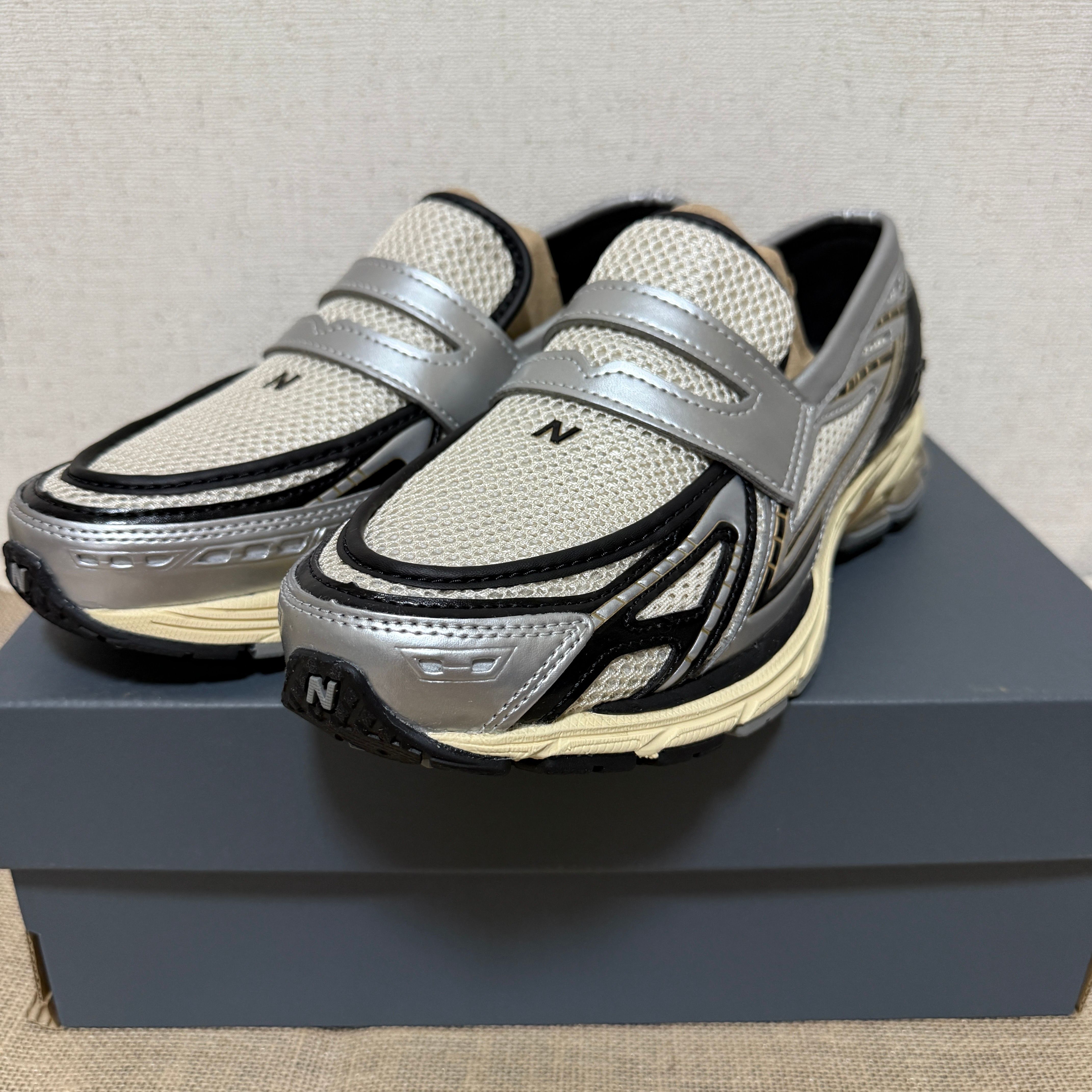 New Balance 1906L "Silver Metallic/Cream"