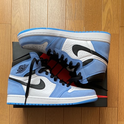 Nike Air Jordan 1 High OG "University Blue"