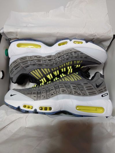 Kim Jones × Nike Air Max 95 "Black/Volt"