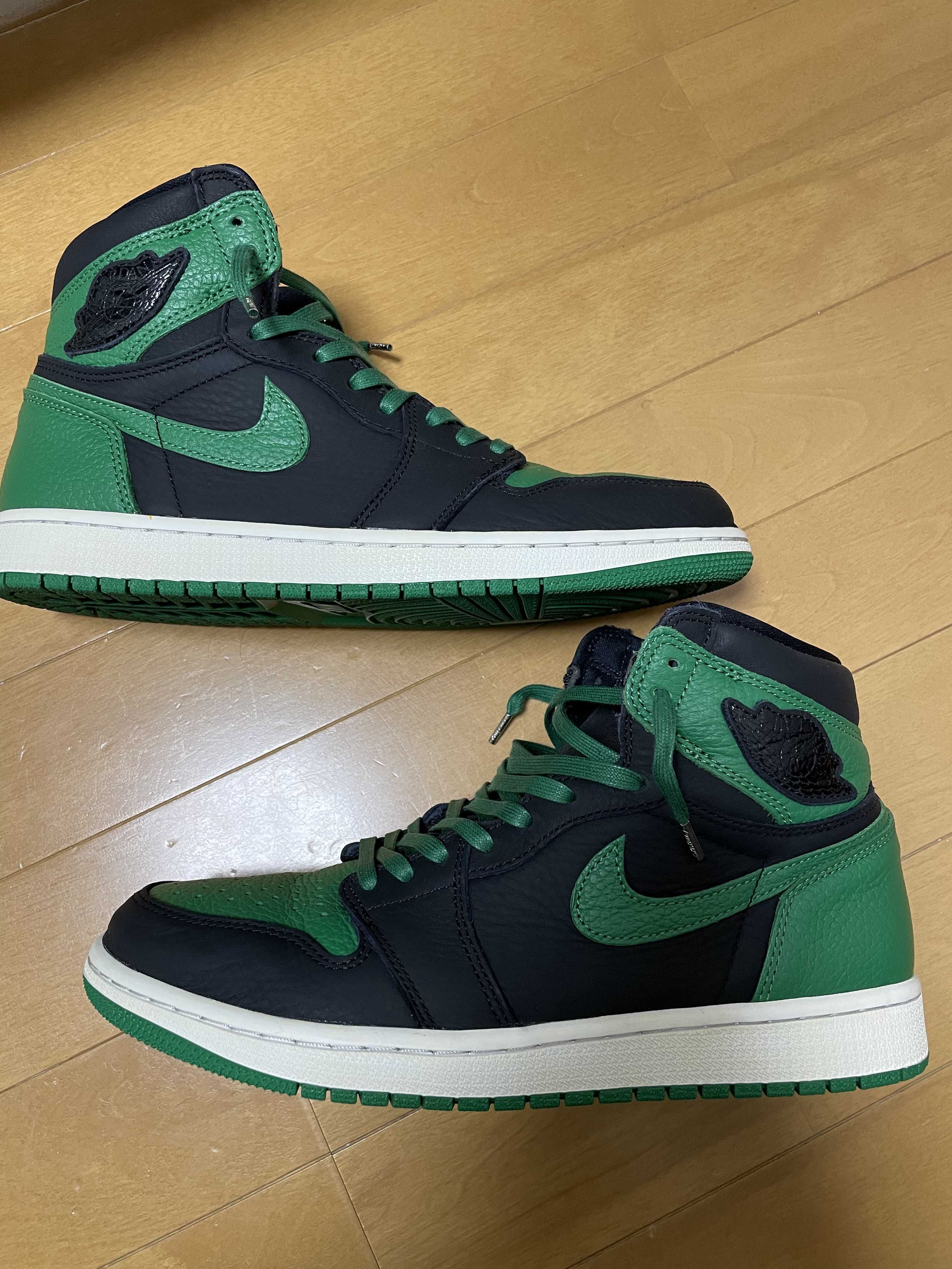 Nike Air Jordan 1 Retro High OG "Black/Pine Green" (2020)      