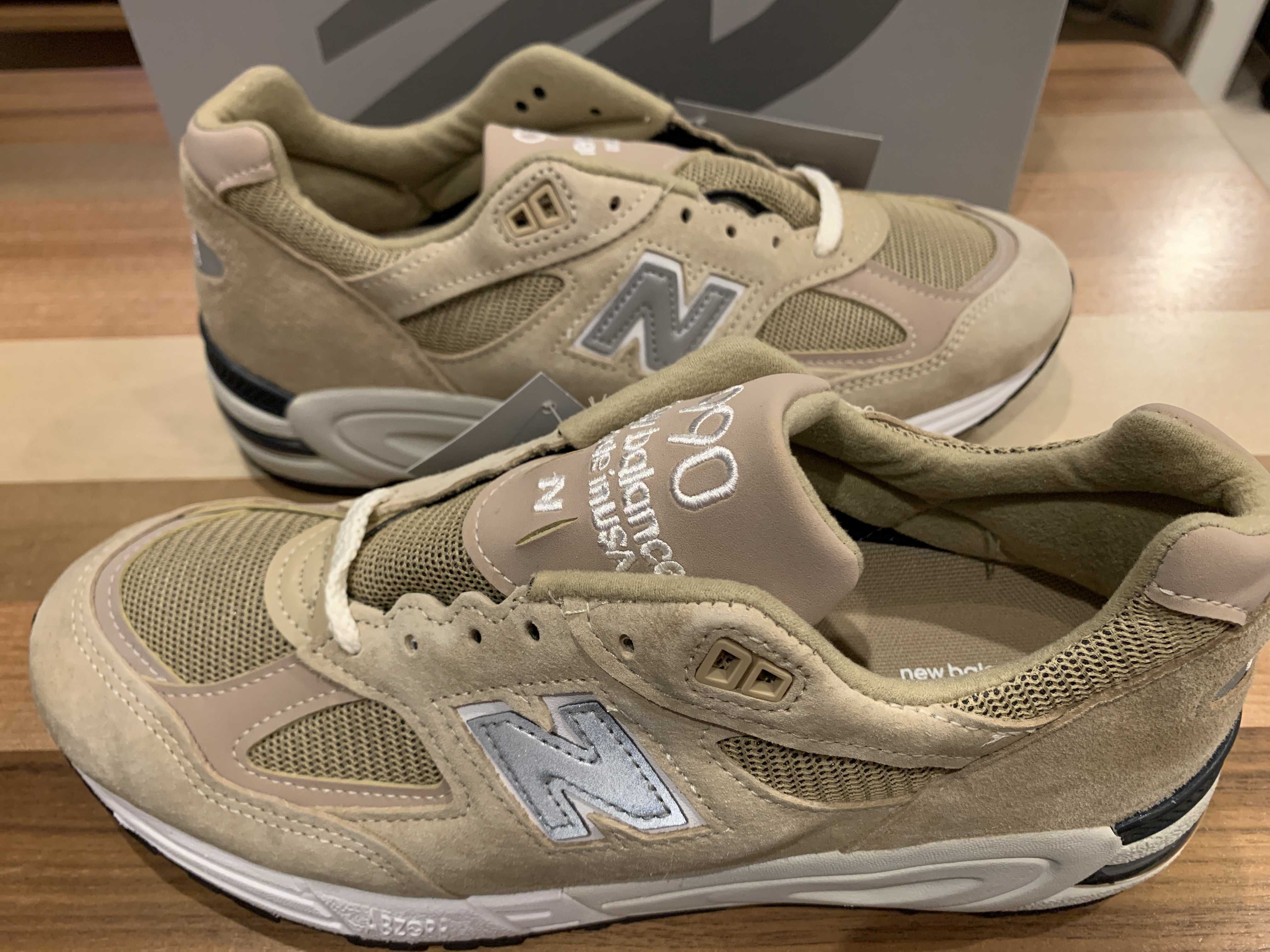 KITH × New Balance 990V2 "Tan"