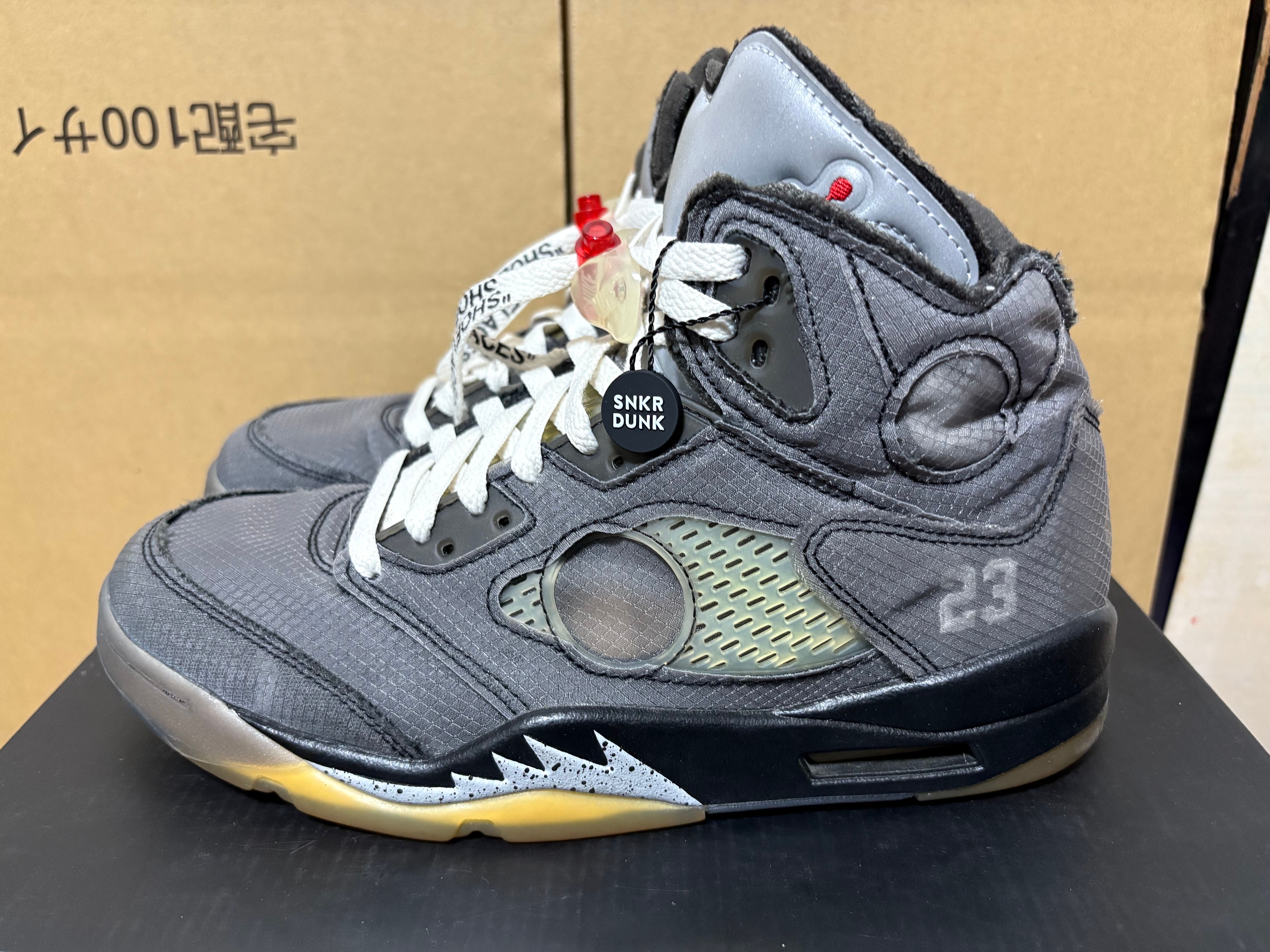 Off-White × Nike Air Jordan 5 "Black/Muslin/Fire Red"
