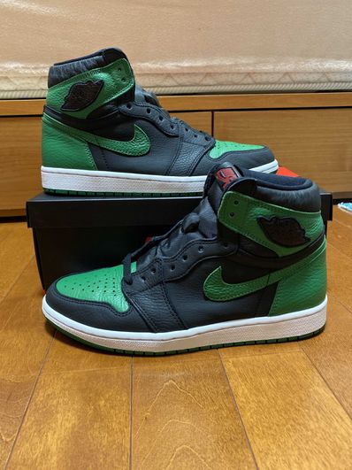 Nike Air Jordan 1 Retro High OG "Black/Pine Green" (2020)