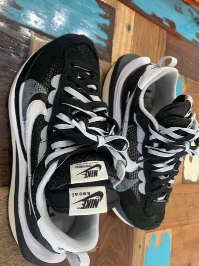 sacai × Nike Vapor Waffle "Black and White"