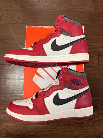Nike Air Jordan 1 High OG "Lost & Found/Chicago"