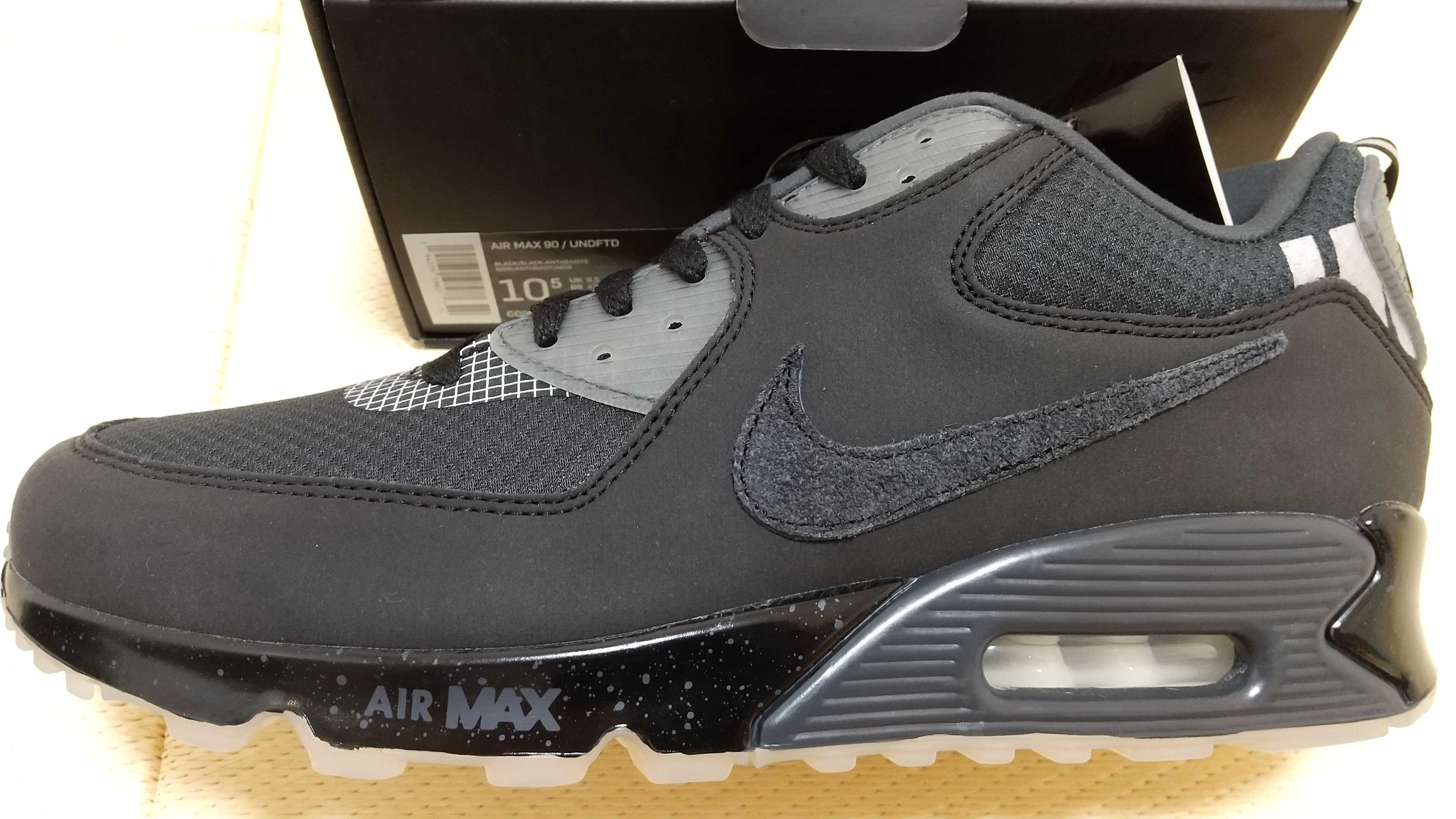 UNDEFEATED × Nike Air Max 90 "Black/Rush Pink"