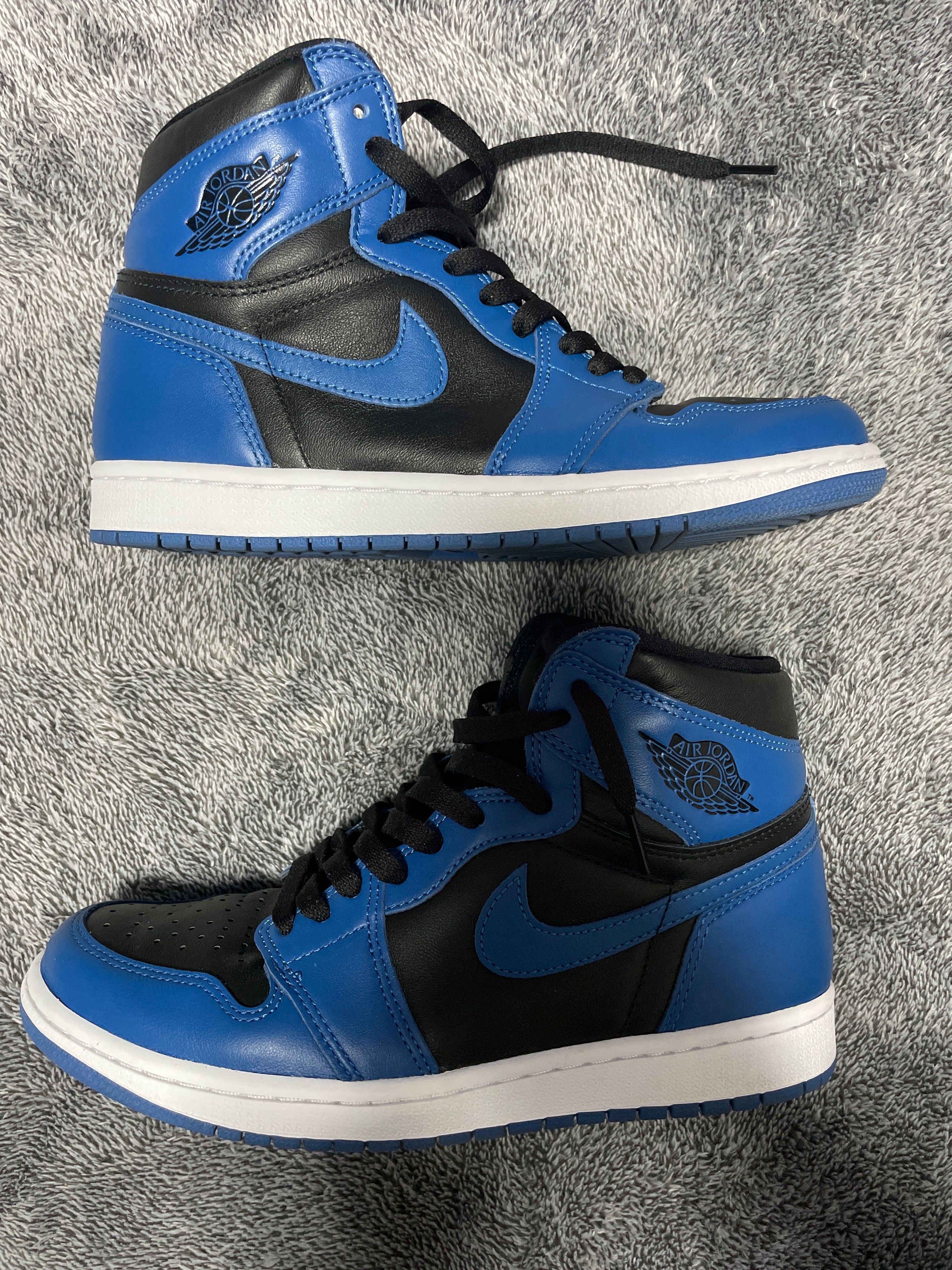 Nike Air Jordan 1 Retro High OG "Dark Marina Blue"