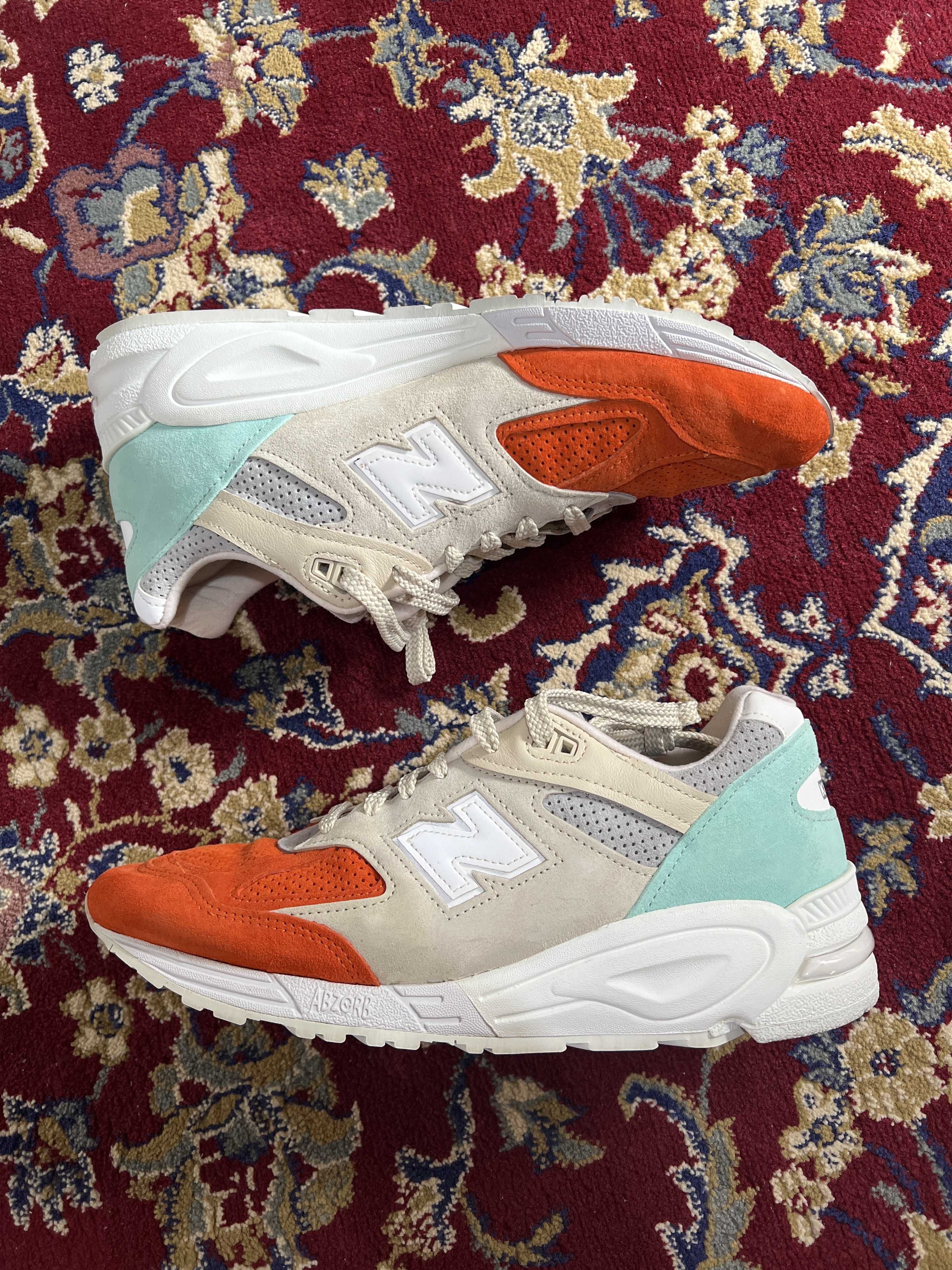 KITH × New Balance 990V2 "Cyclades"