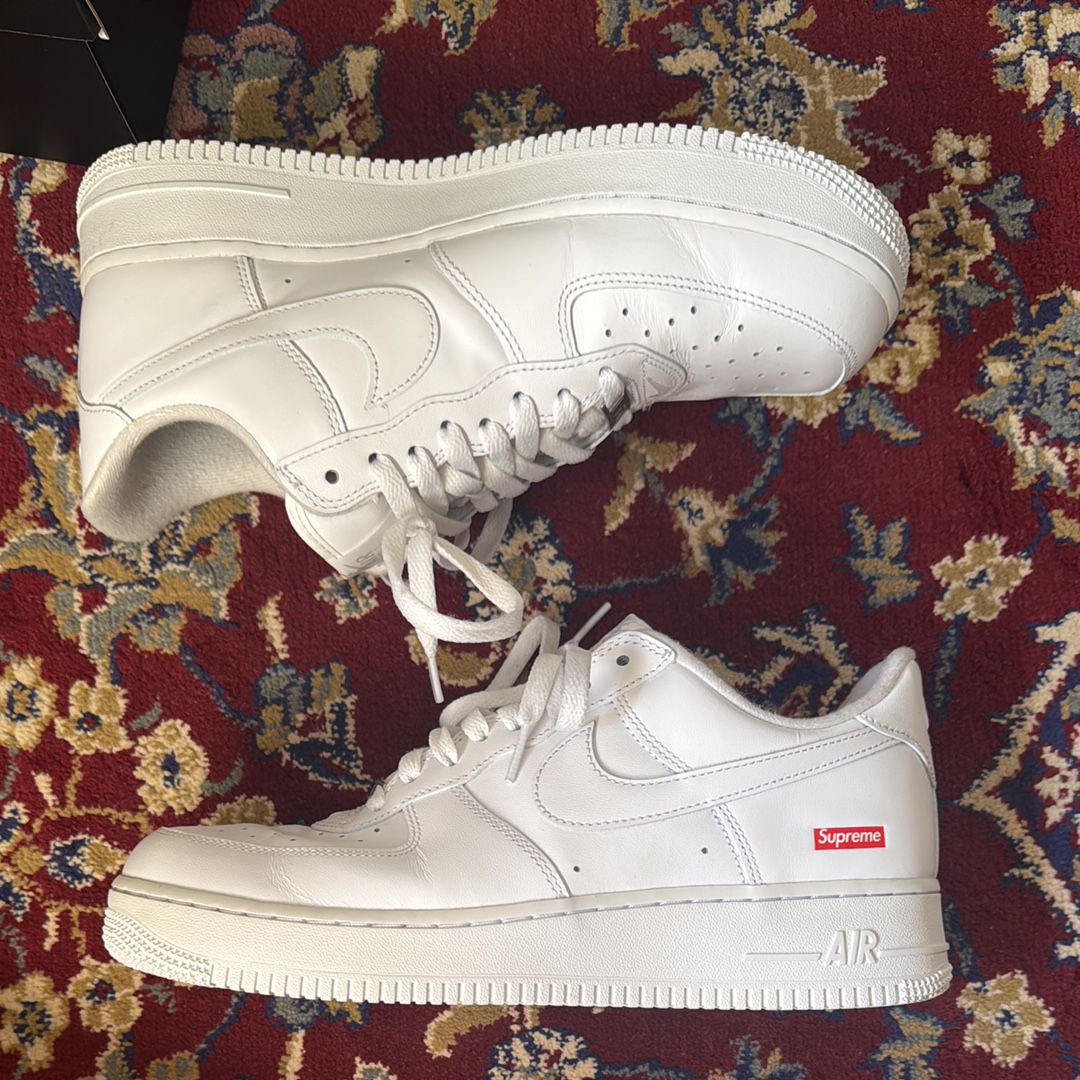 Supreme × Nike Air Force 1 Low "White"