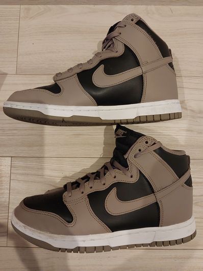 Nike Women's Dunk High "Moon Fossil"