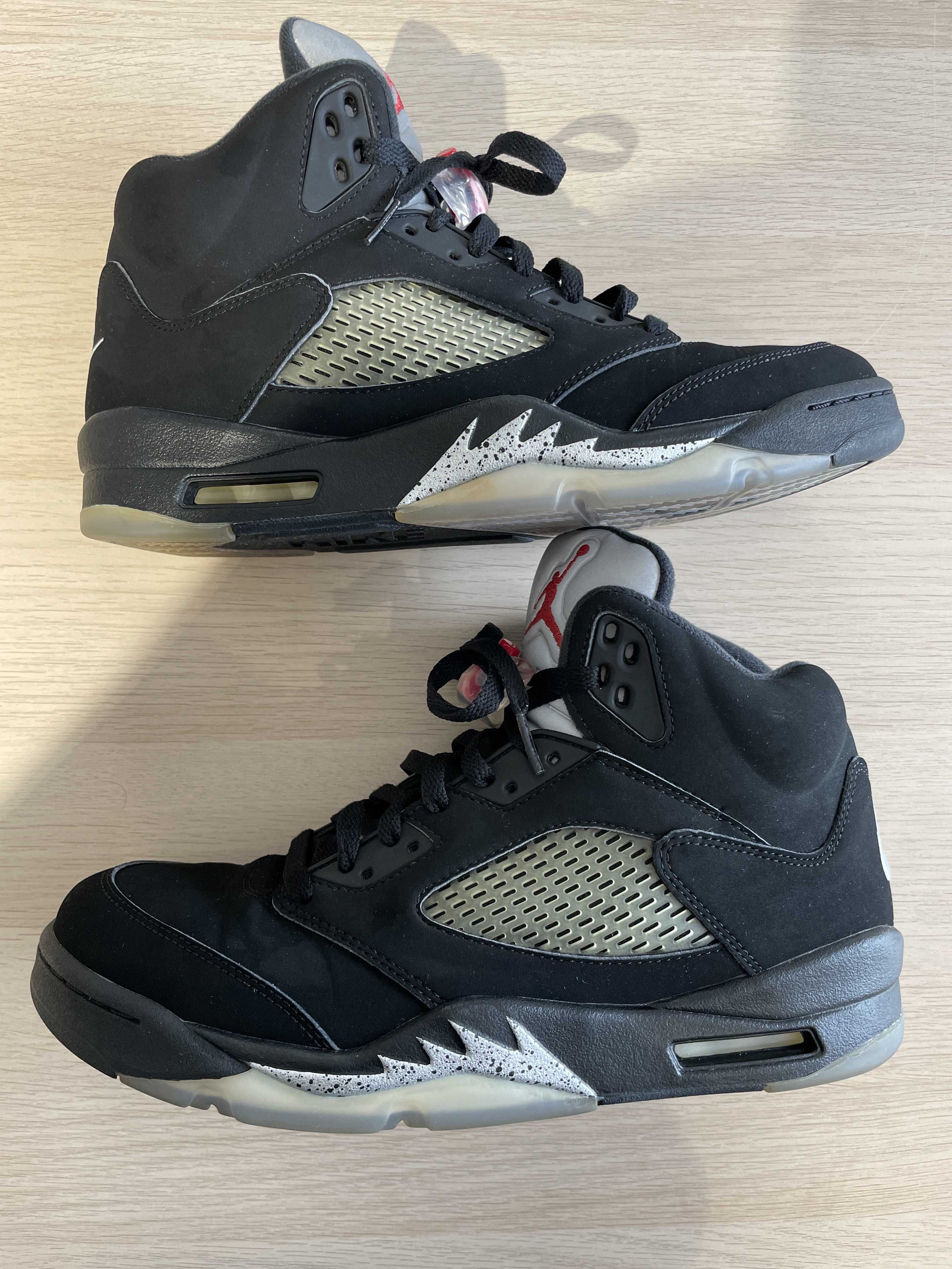 Nike Air Jordan 5 Retro OG "Black/Fire Red/Metallic Silver/White" (2016)