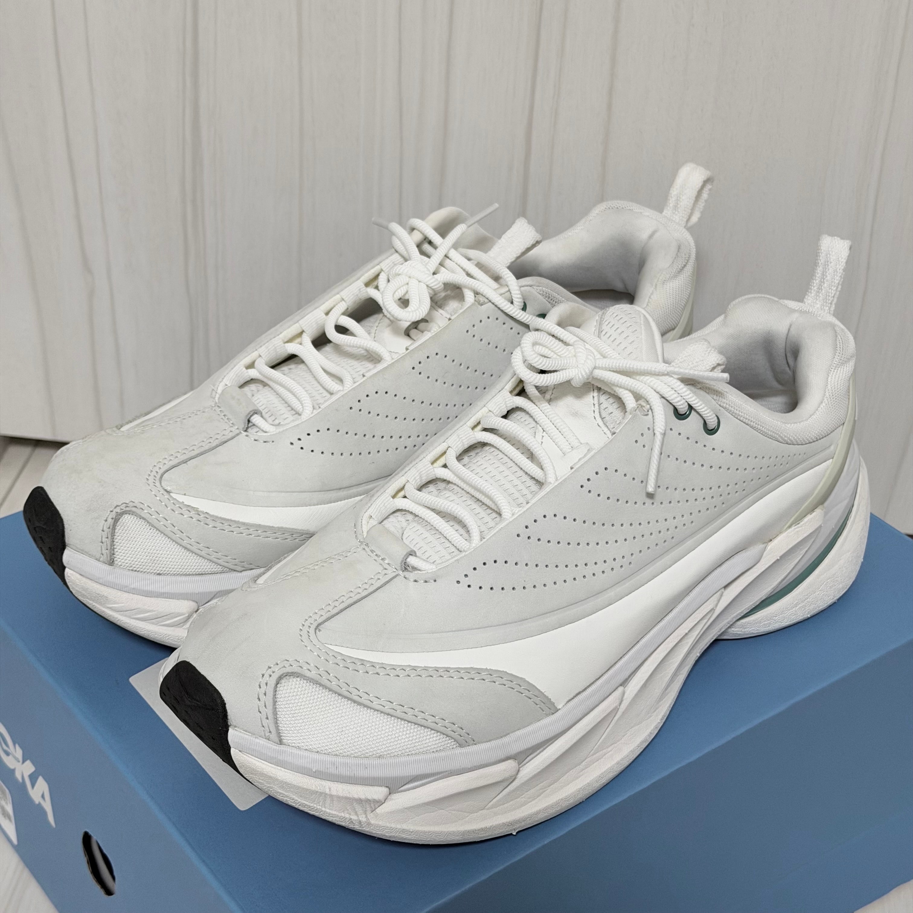 Hoka Elevon X "White/Cosmic Grey"