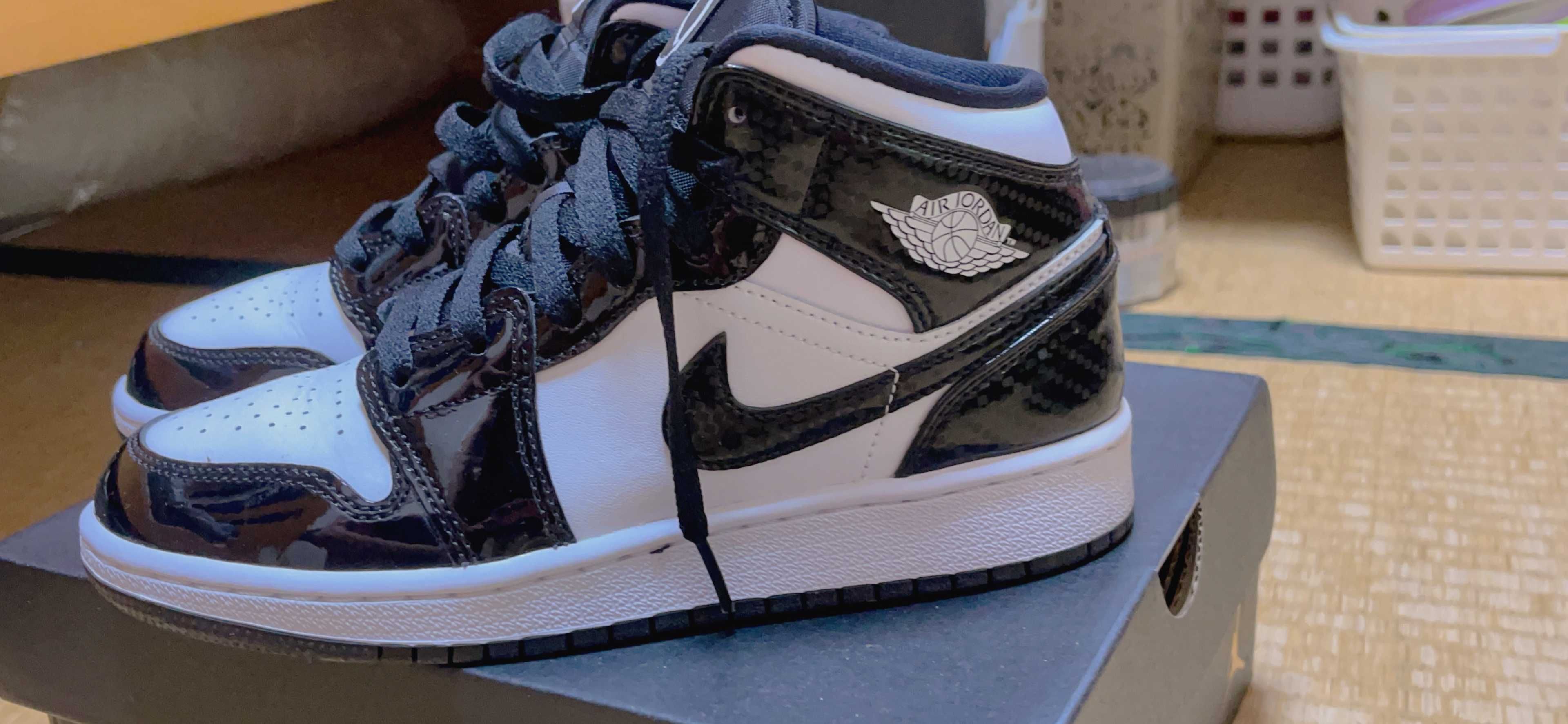 Nike GS Air Jordan 1 Mid SE "All-Star" (2021)
