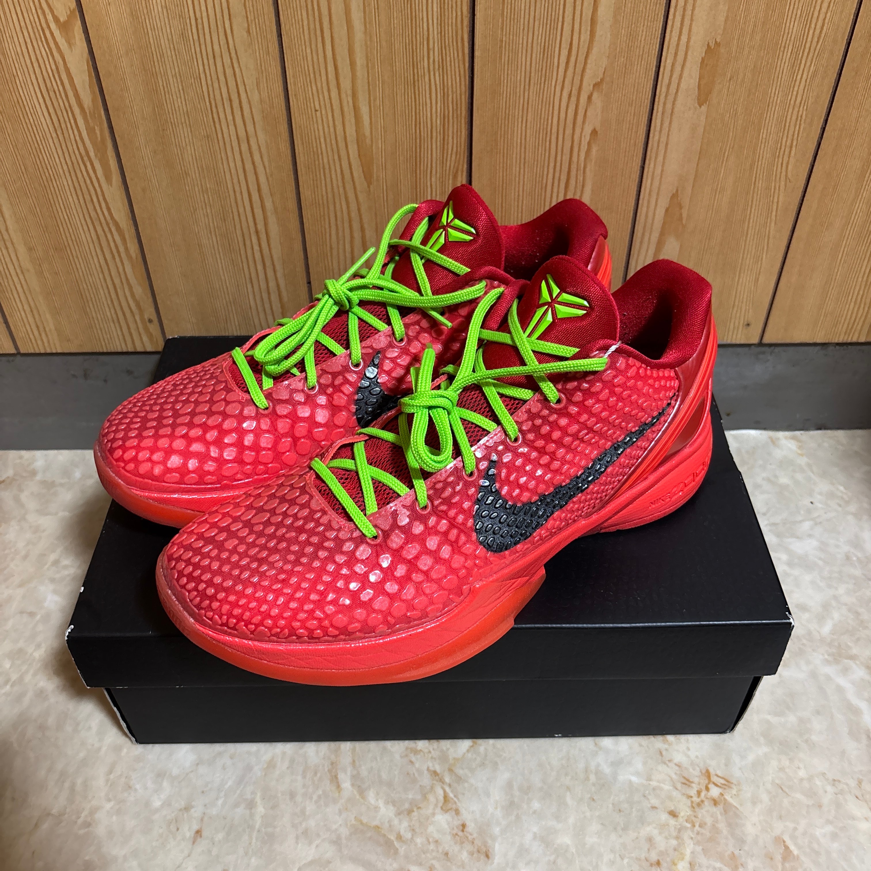 Nike Kobe 6 Protro "Reverse Grinch"