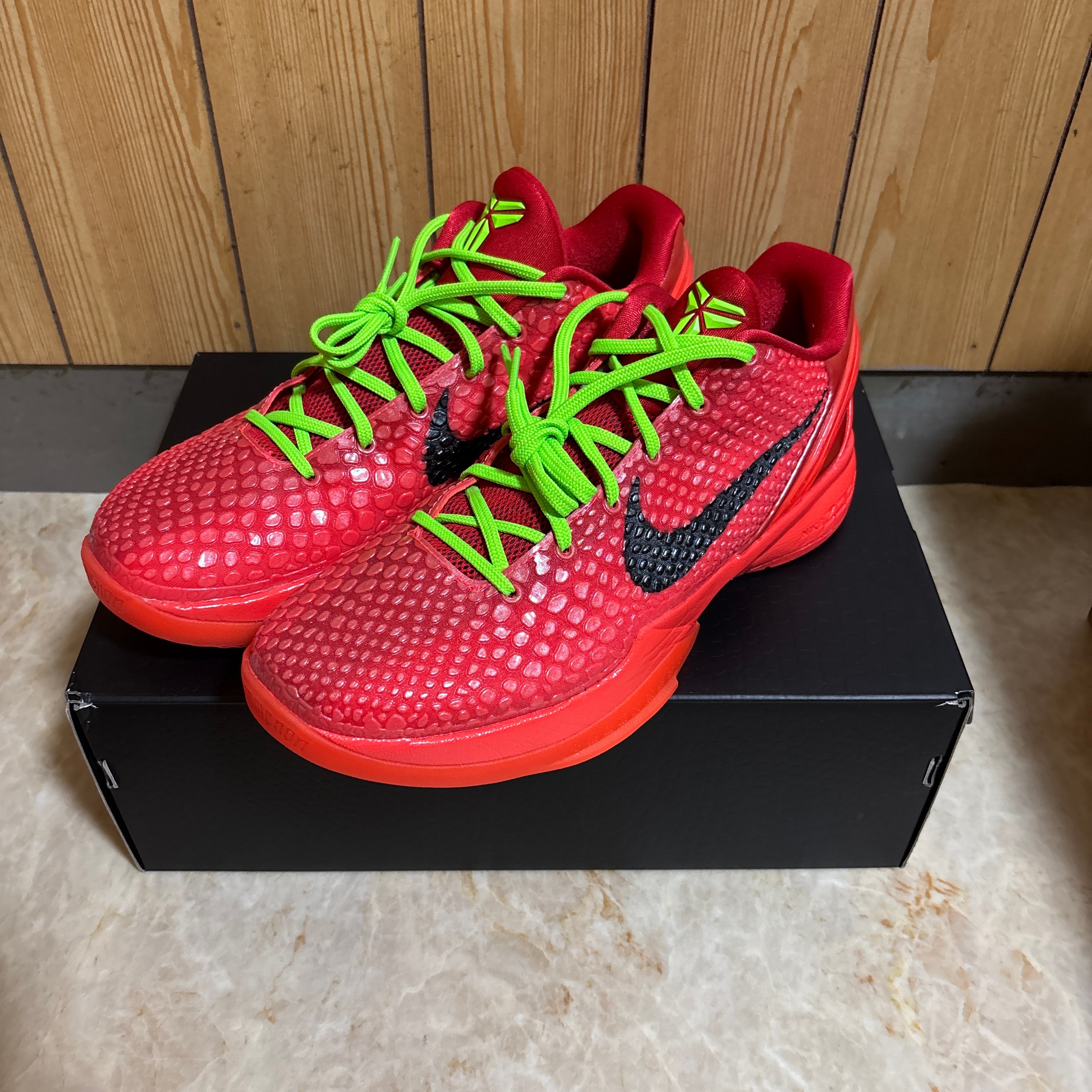 Nike Kobe 6 Protro "Reverse Grinch"