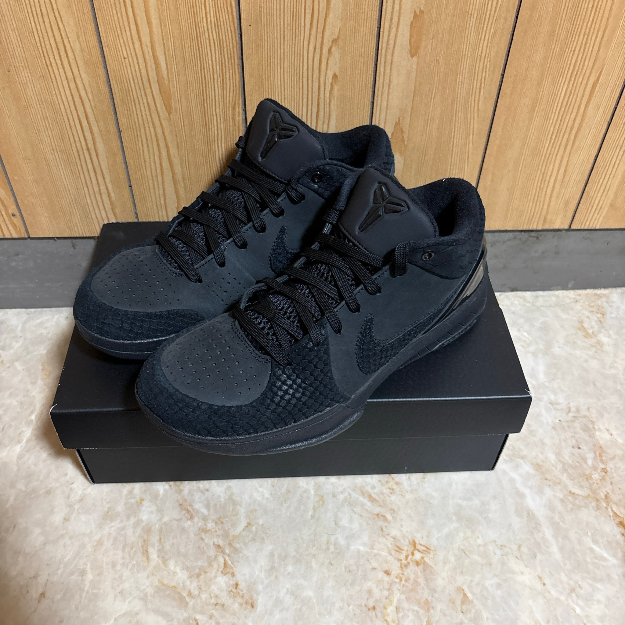 Nike Kobe 4 Protro "Black"