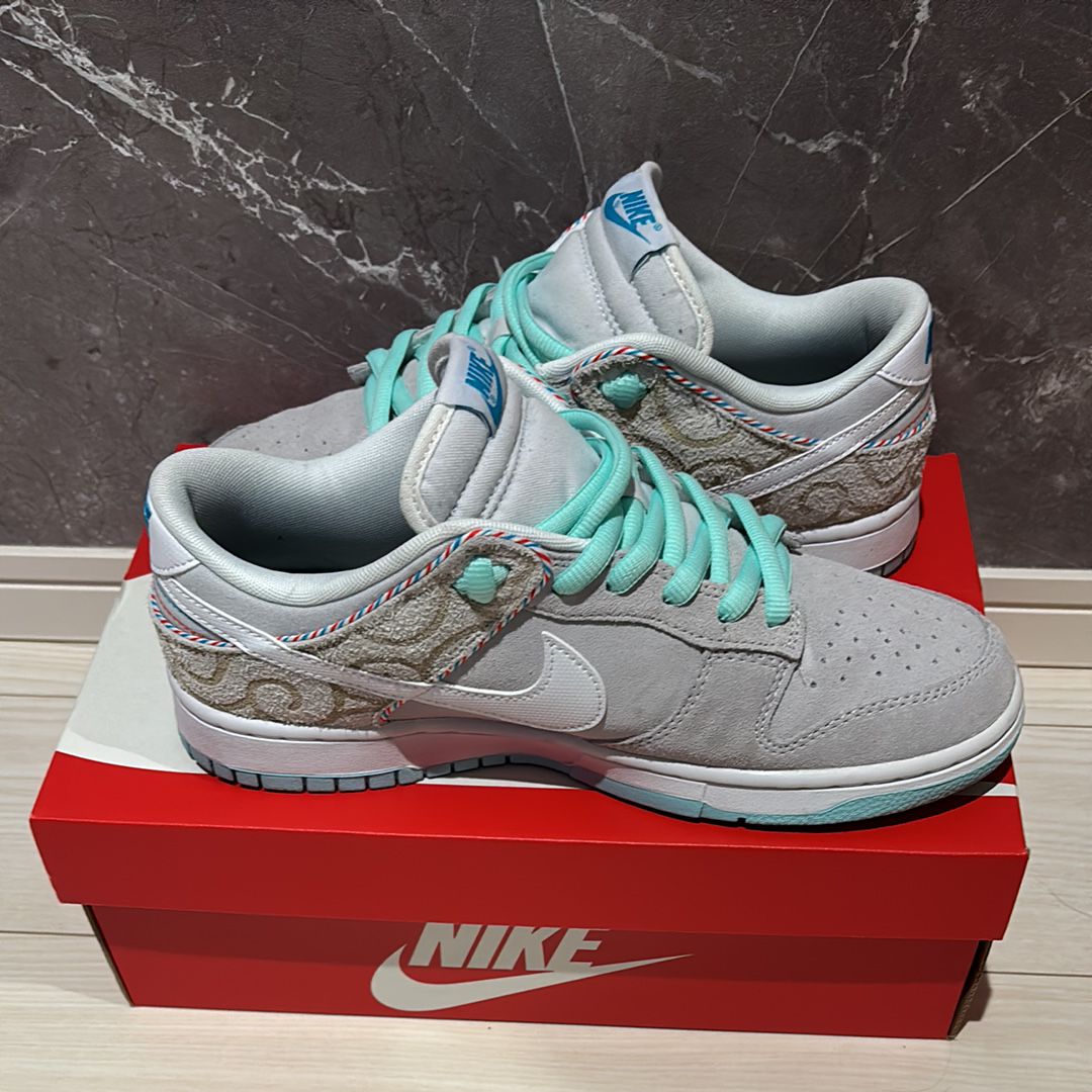 Nike Dunk Low "Barber Shop Grey"