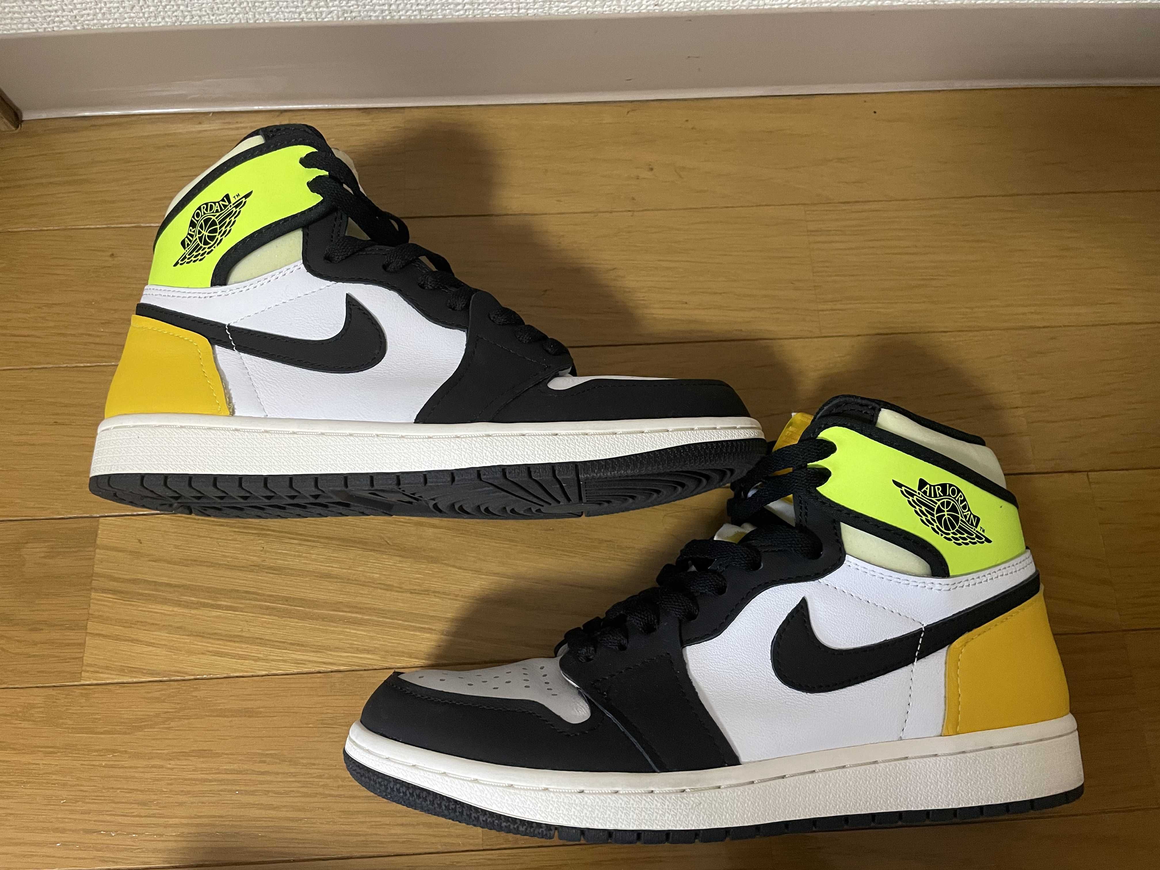 Nike Air Jordan 1 High OG "Volt Gold"