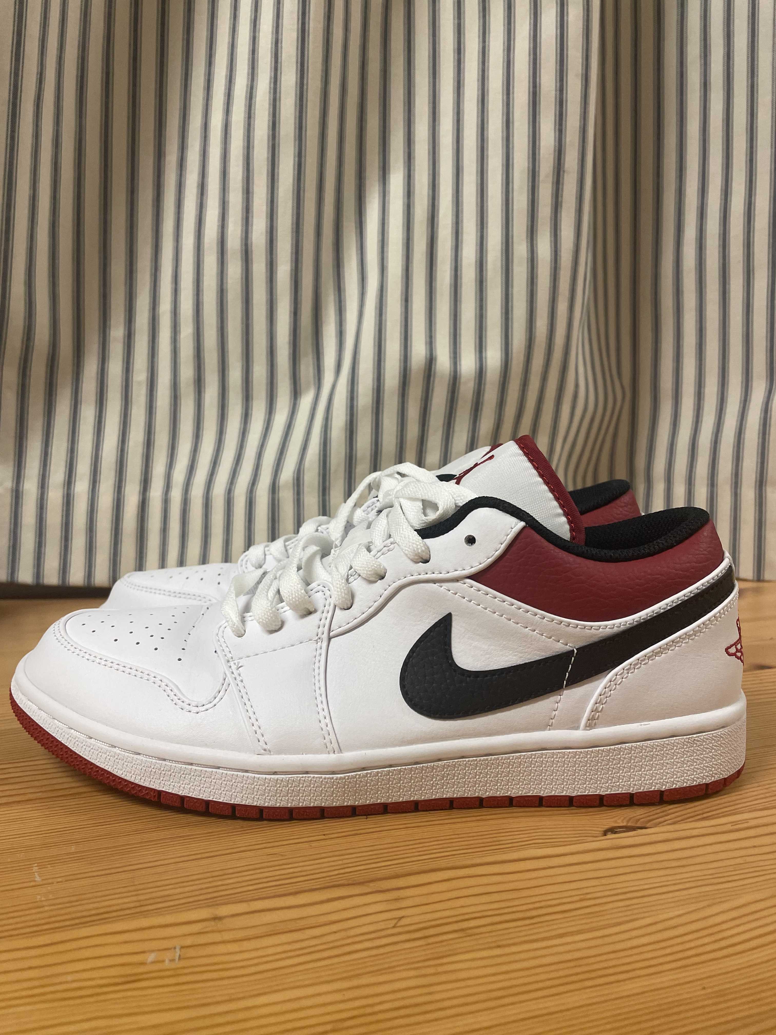 NIKE AIR JORDAN 1 LOW "WHITE/UNIVERSITY RED/BLACK"