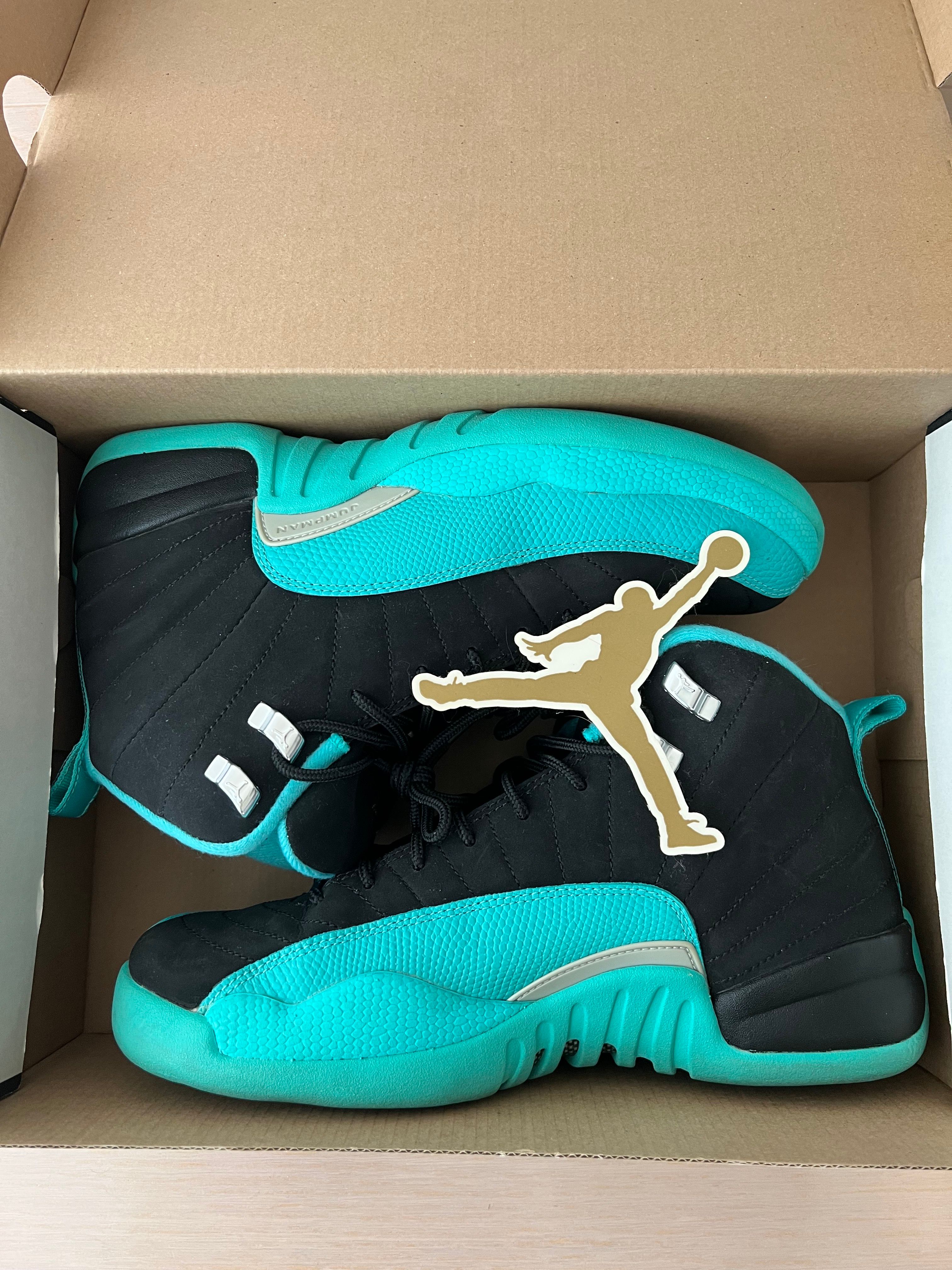 Nike GS Air Jordan 12 Retro "Hyper Jade"