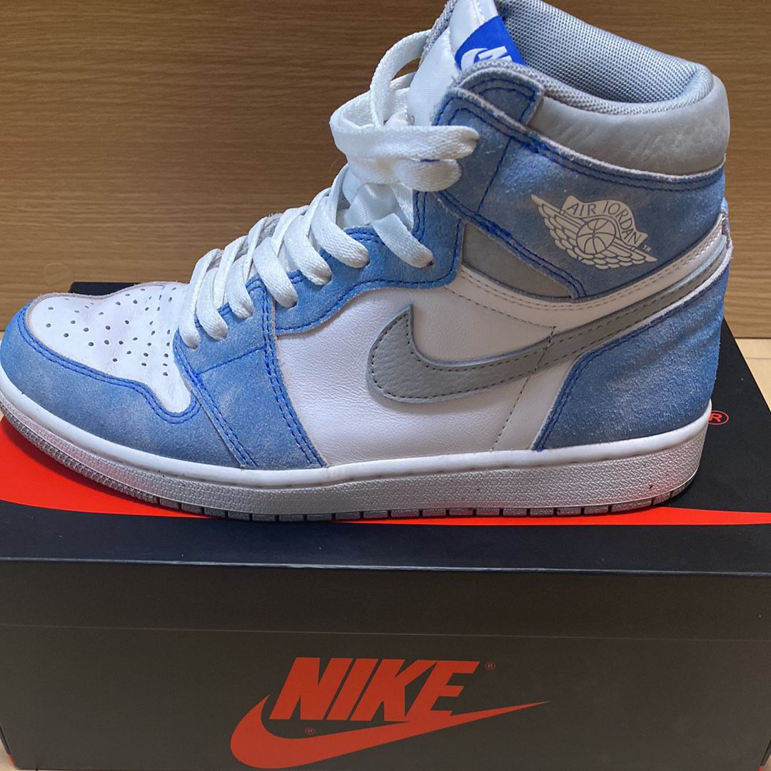 Nike Air Jordan 1 High OG "Hyper Royal"