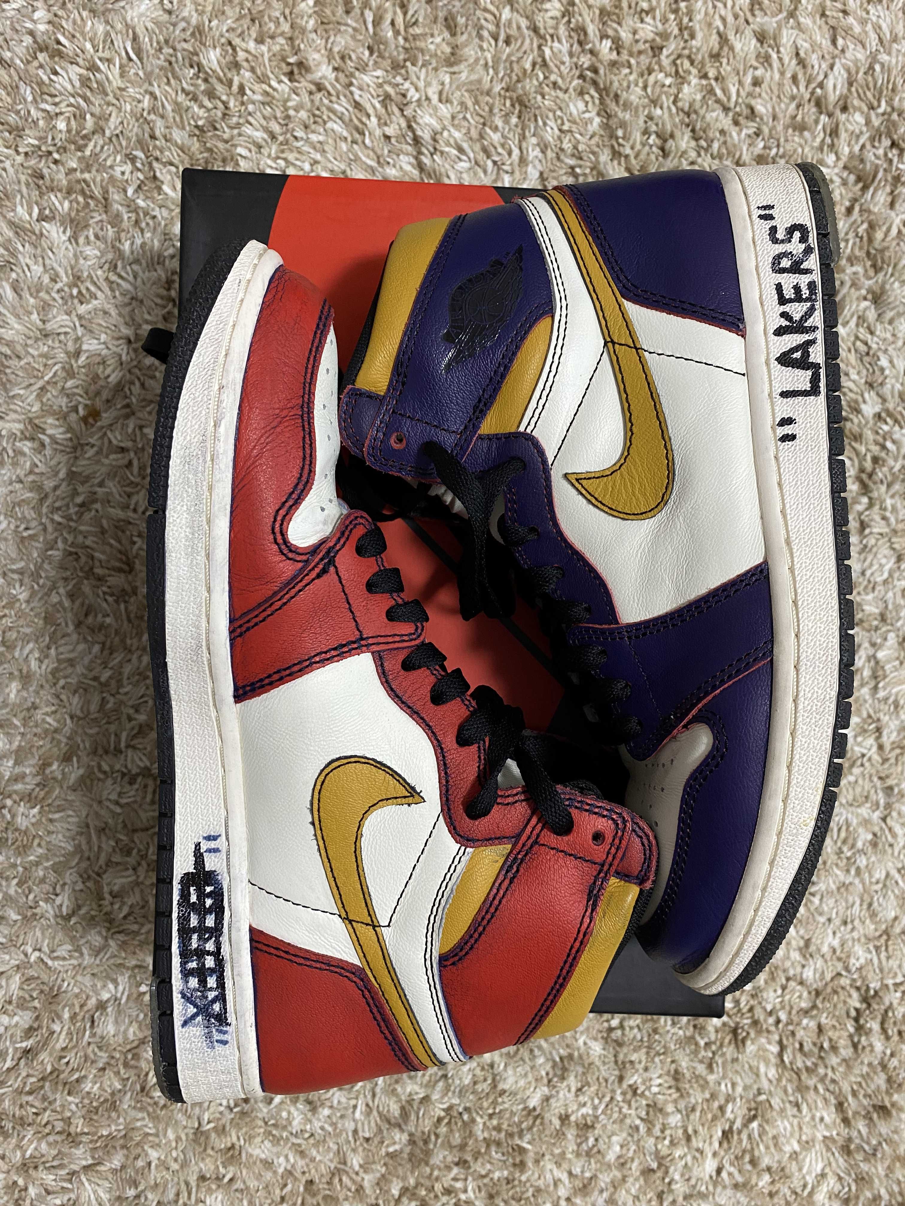 Nike SB × Air Jordan 1 Retro High "La To Chicago"  