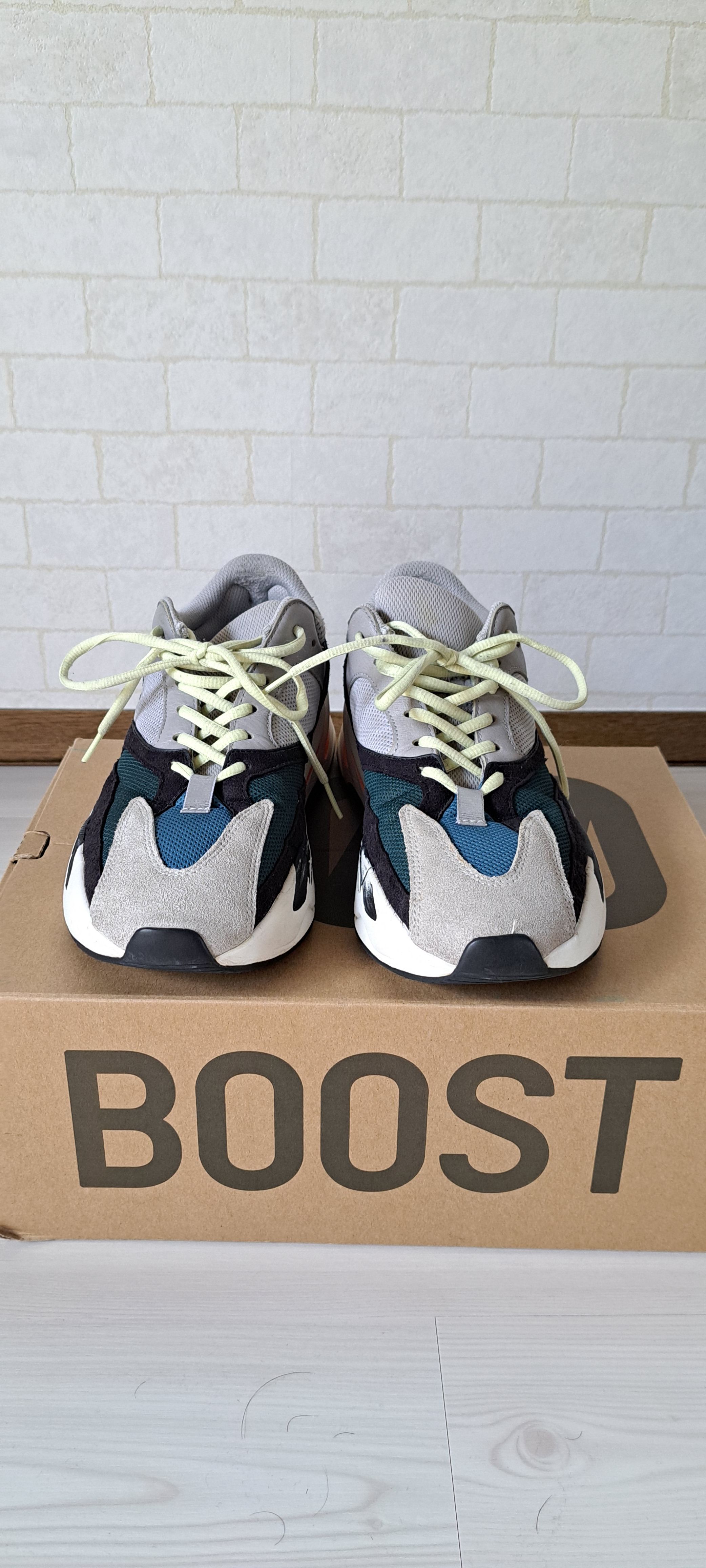 adidas YEEZY Boost 700 "Wave Runner"