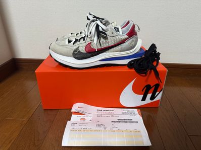 sacai × Nike Vapor Waffle "Royal Fuchsia"