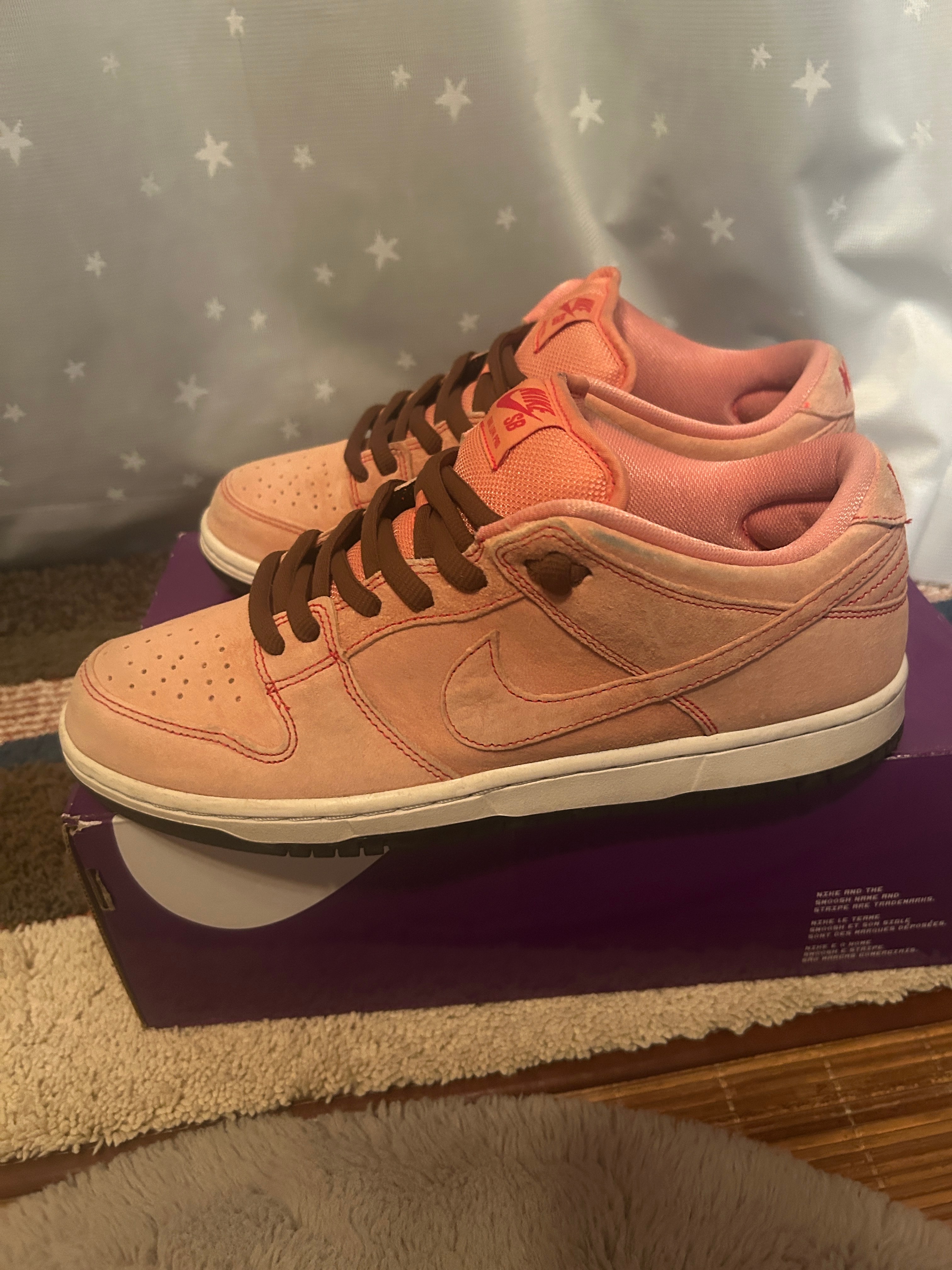 Nike SB Dunk Low "Pink Pig"