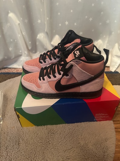KCDC Brooklyn Skateshop × Nike SB Dunk High "Pink/Black"