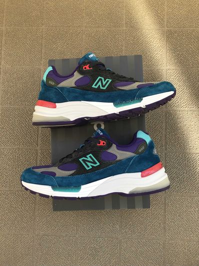 New Balance 992