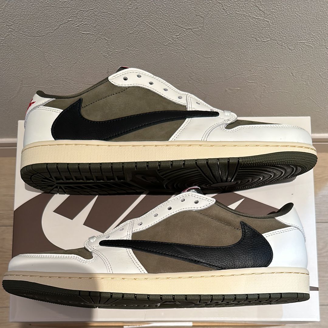 Travis Scott × Nike Air Jordan 1 Low OG SP "Reverse Olive"