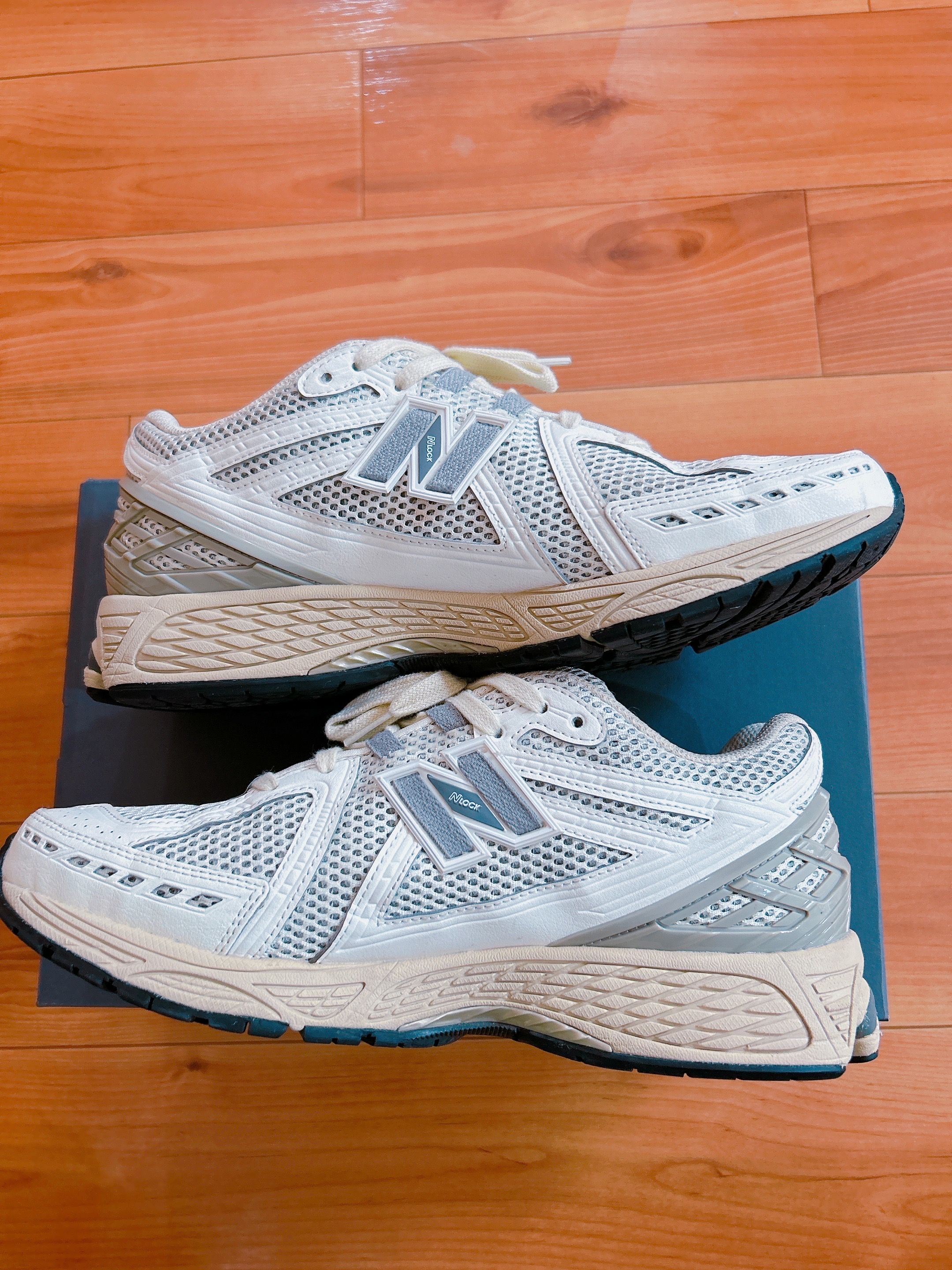 New Balance 1906R "White/Grey"