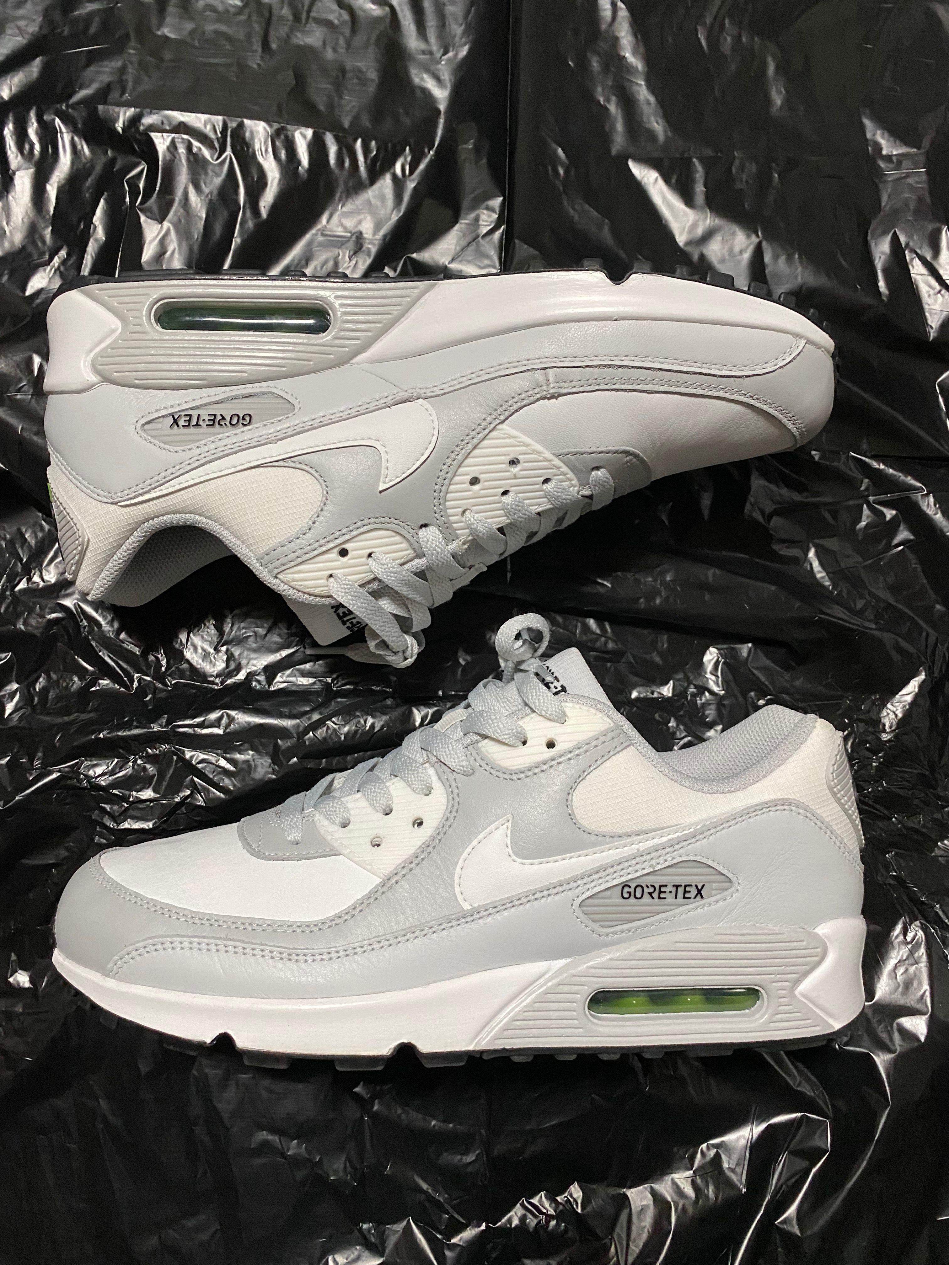 Nike Air Max 90 GORE-TEX "Photon Dust"