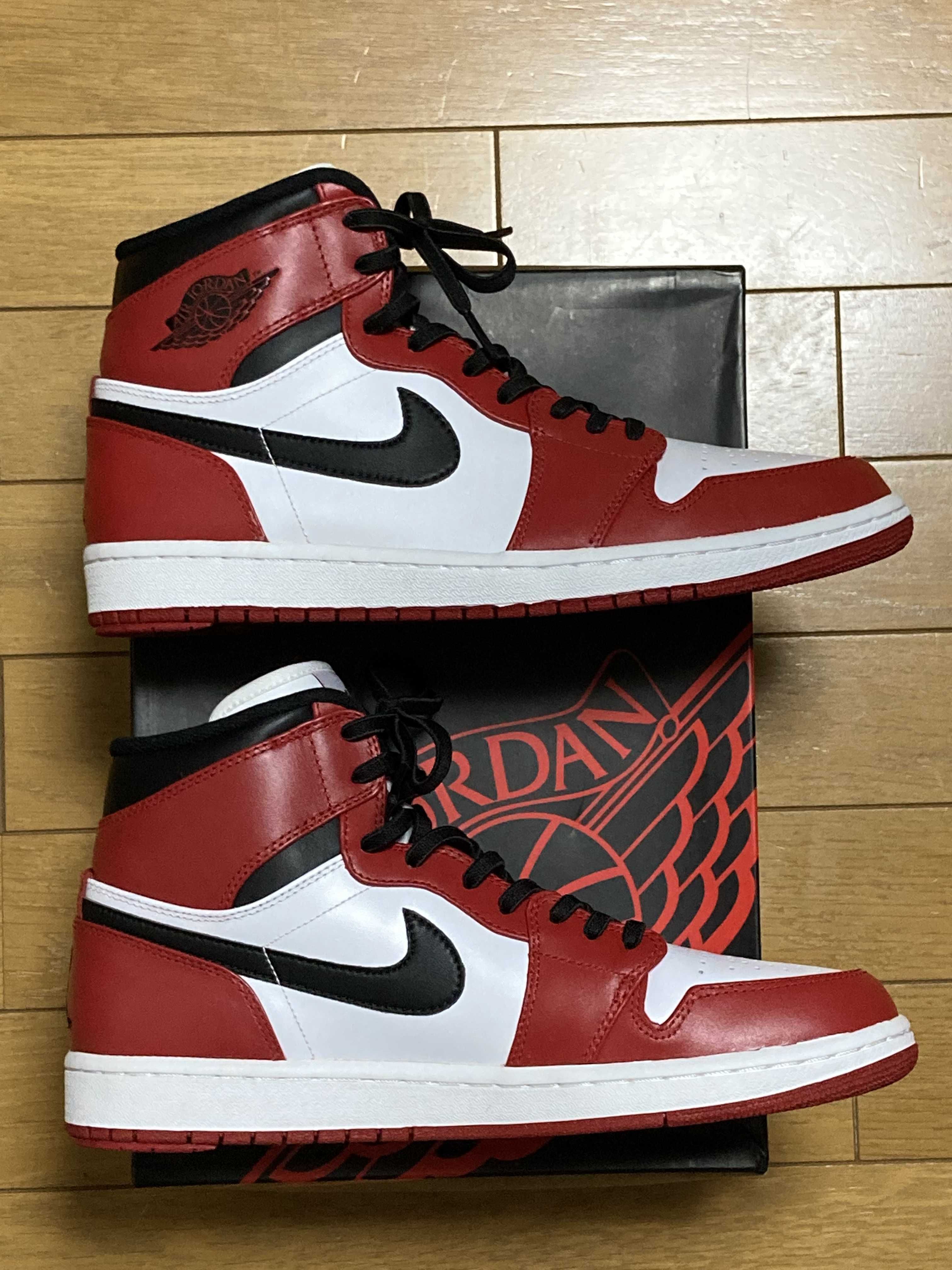 Nike Air Jordan 1 Retro High "Chicago" (2013)