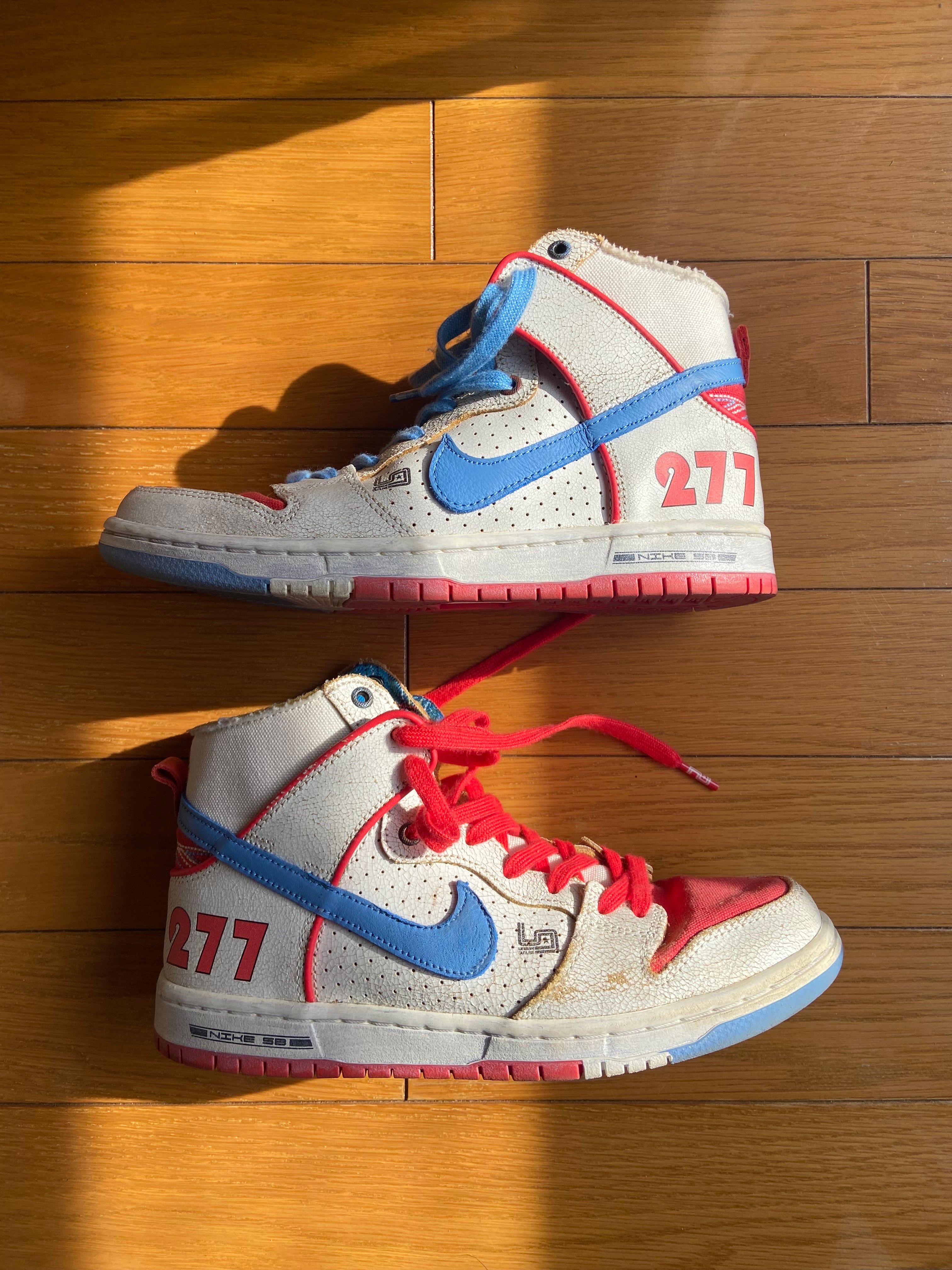Magnus Walker x Nike SB Dunk High "1971 Porche 911 T 277"