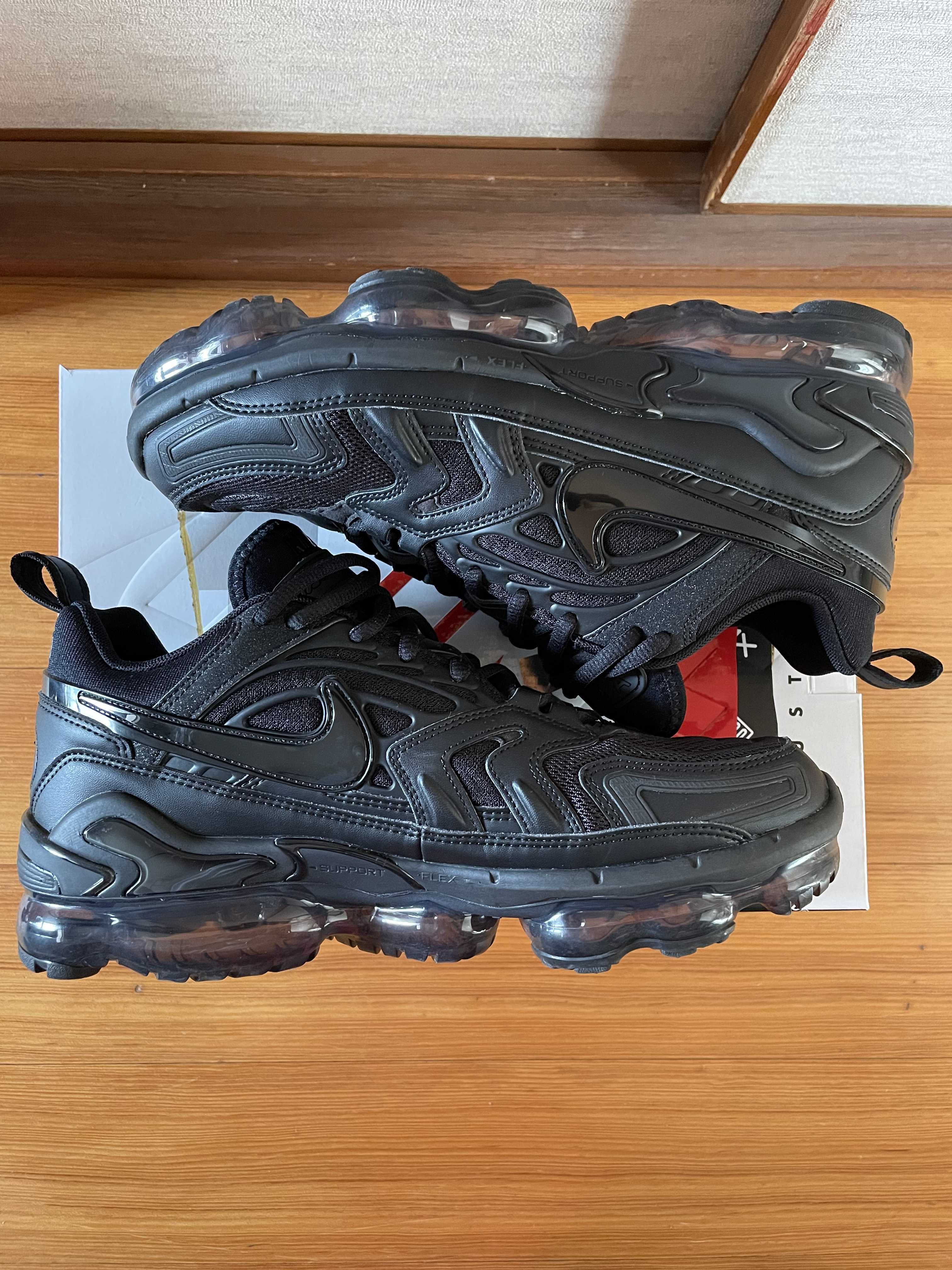 NIKE AIR VAPORMAX EVO "BLACK"