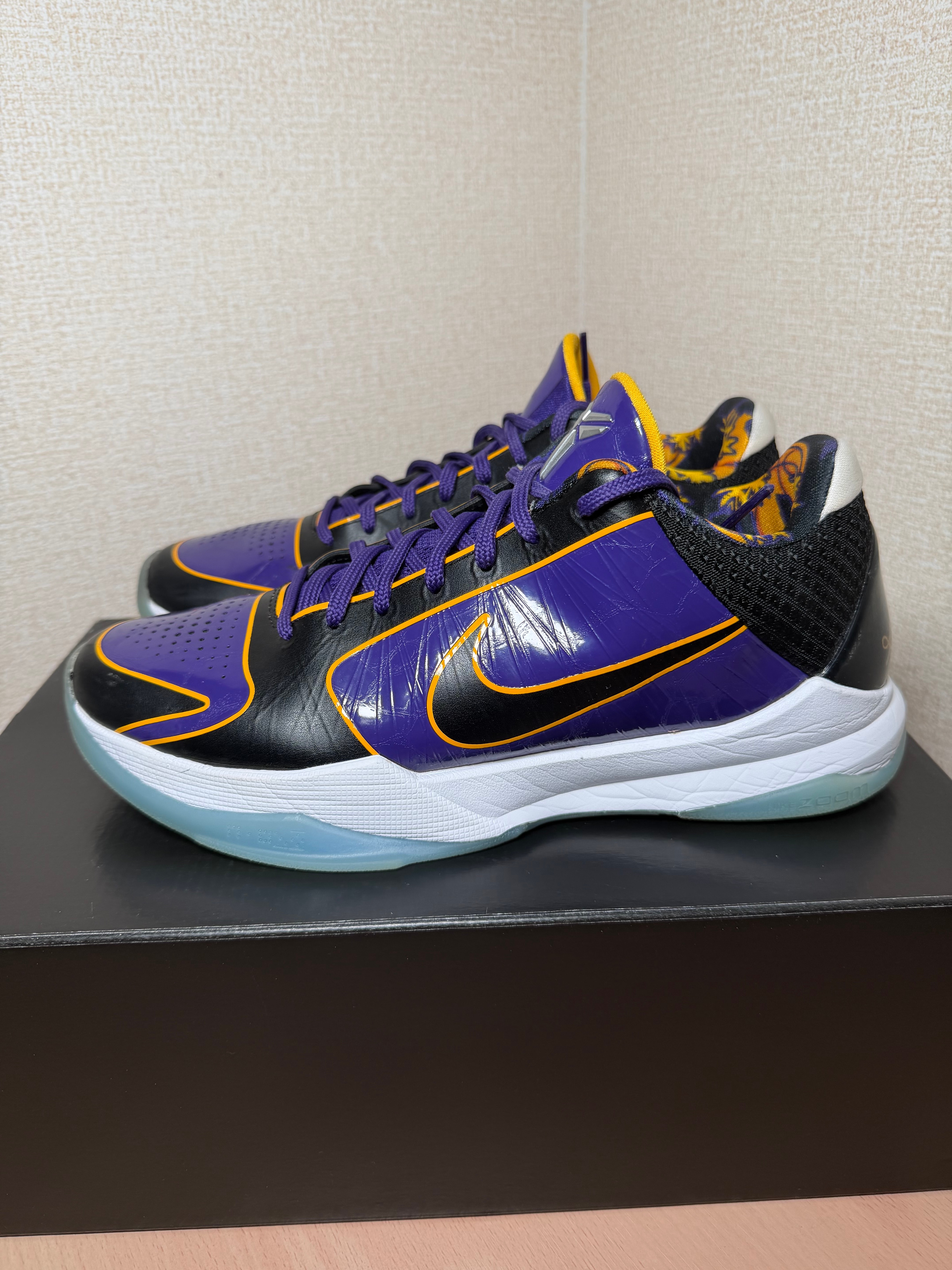 ナイキ コービー 5 プロトロ "レイカーズ"
